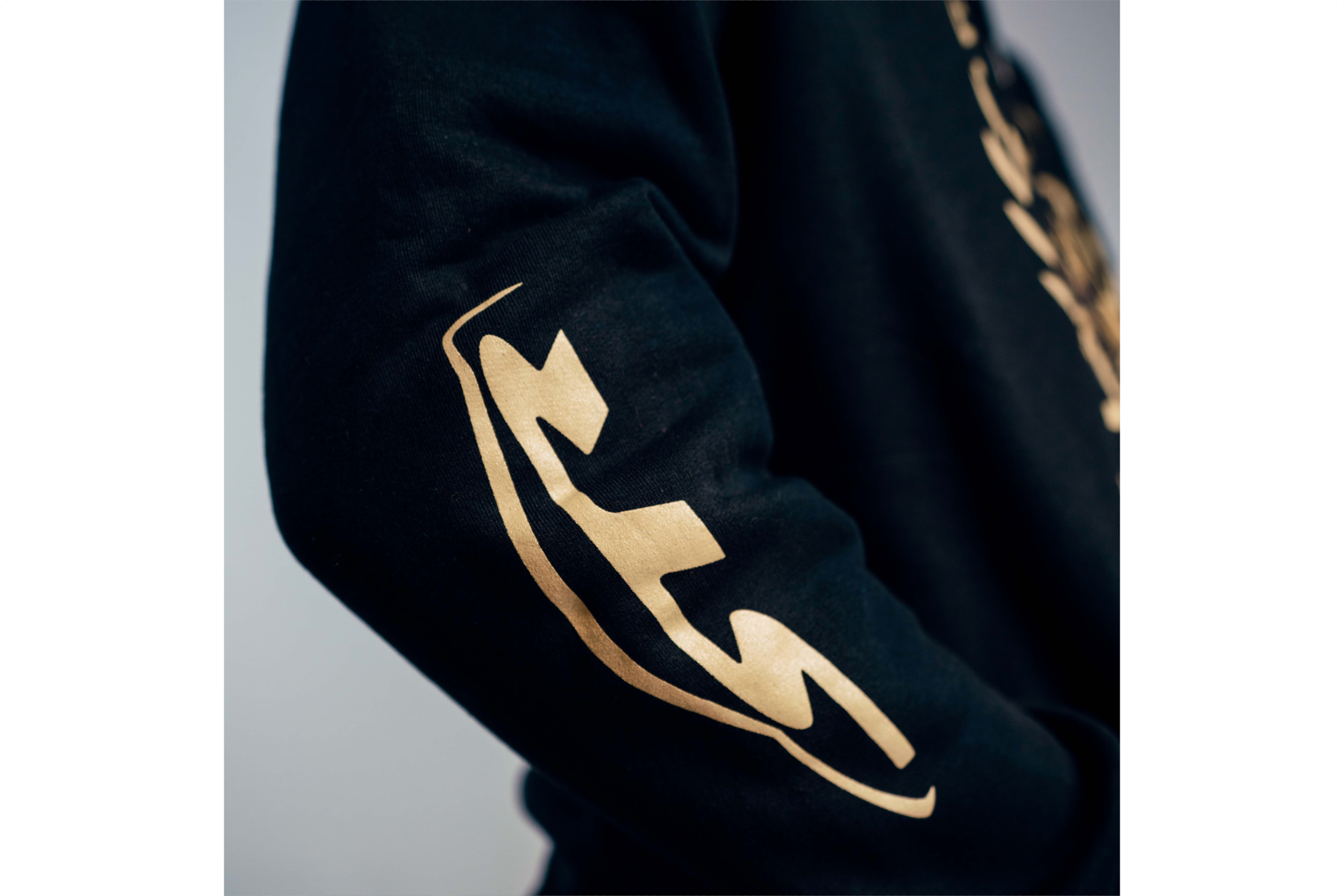 21 Hoodie Black 3.png
