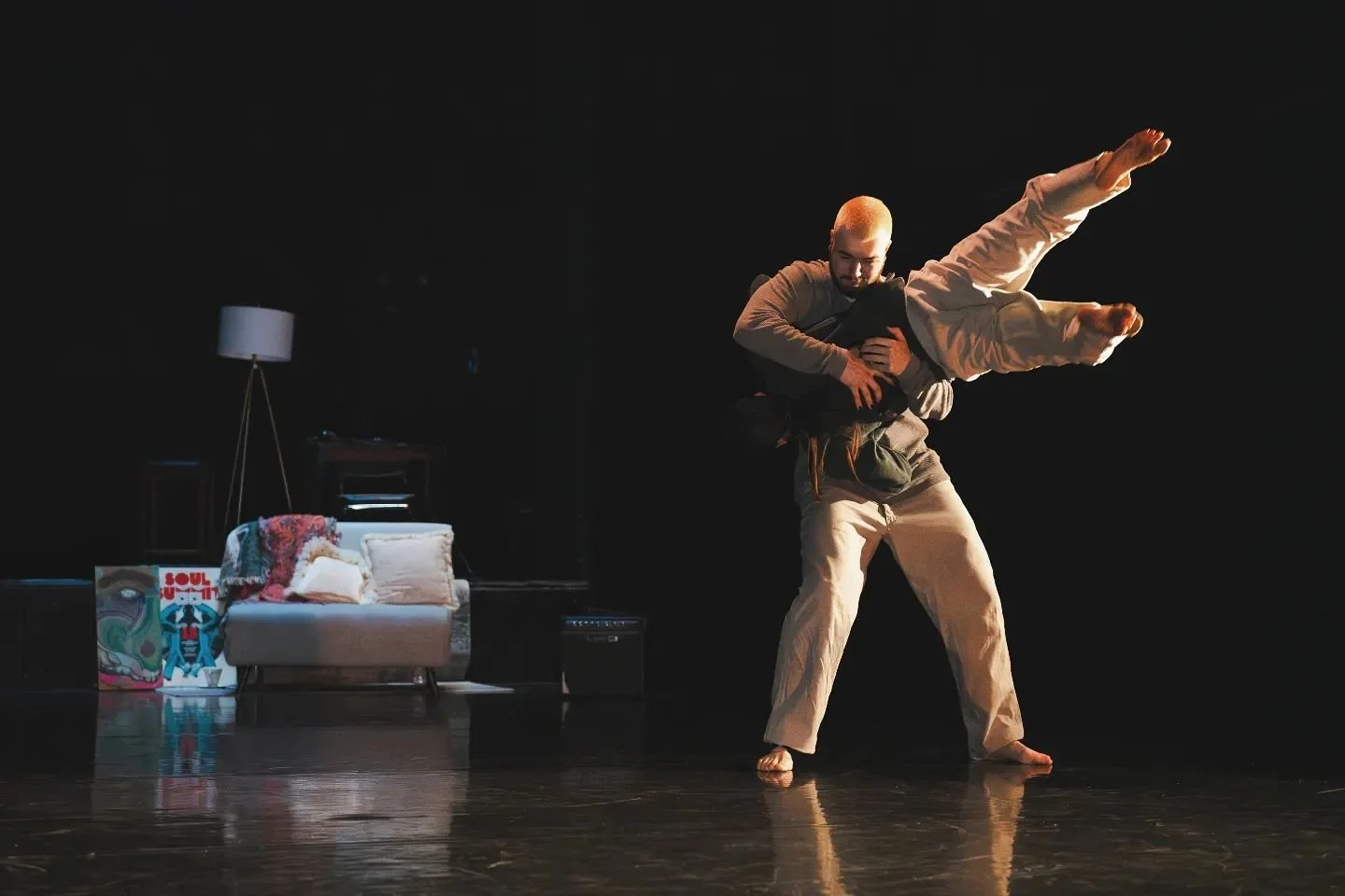 A few favorite moments from @chicagodancecrash "RUBBERNECKS" 

#aderanphotography #crash #chicagodance
#dancephotography #stagephotography