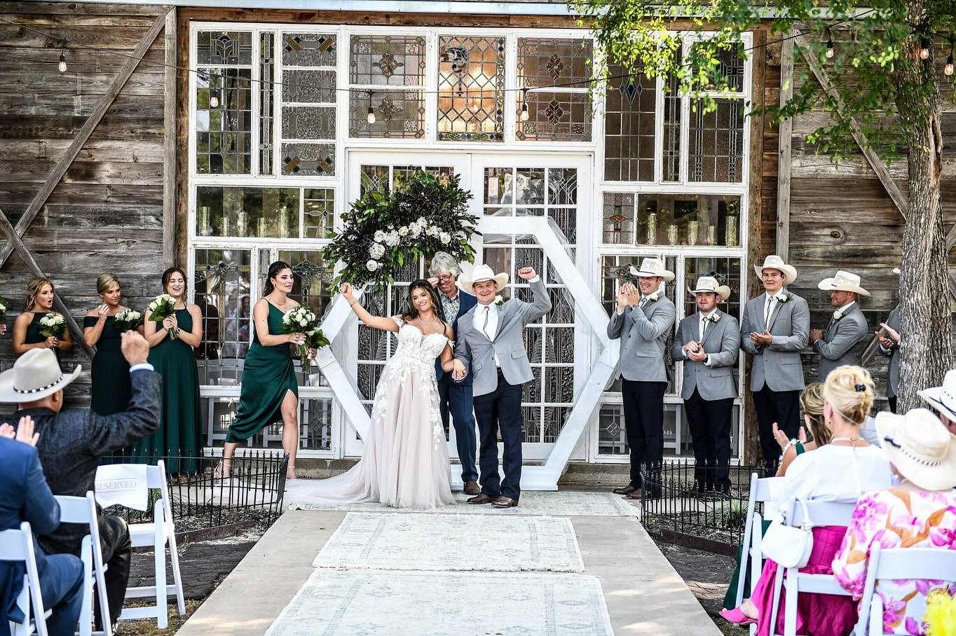 All my best days are spent with you! 🤍

It&rsquo;s been one year since Connor and Becca said their vows in front of family and friends. And what a fun and beautiful day it was! 🤩

One of my favorite things in wedding prep is getting to know the cou