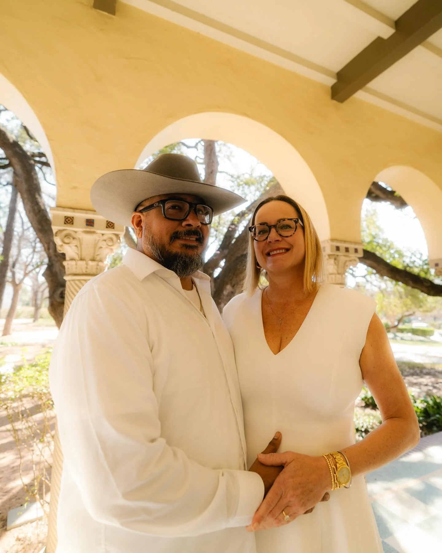 Rain or shine, you’ll always be mine. π€βοΈβοΈ
Happy Wedding Day, Britton + Chaun! π«ΆπΌ
Photographer: Aaron Zietlow Photography
#weddingday #gettingmarried #engagement #bride #groom