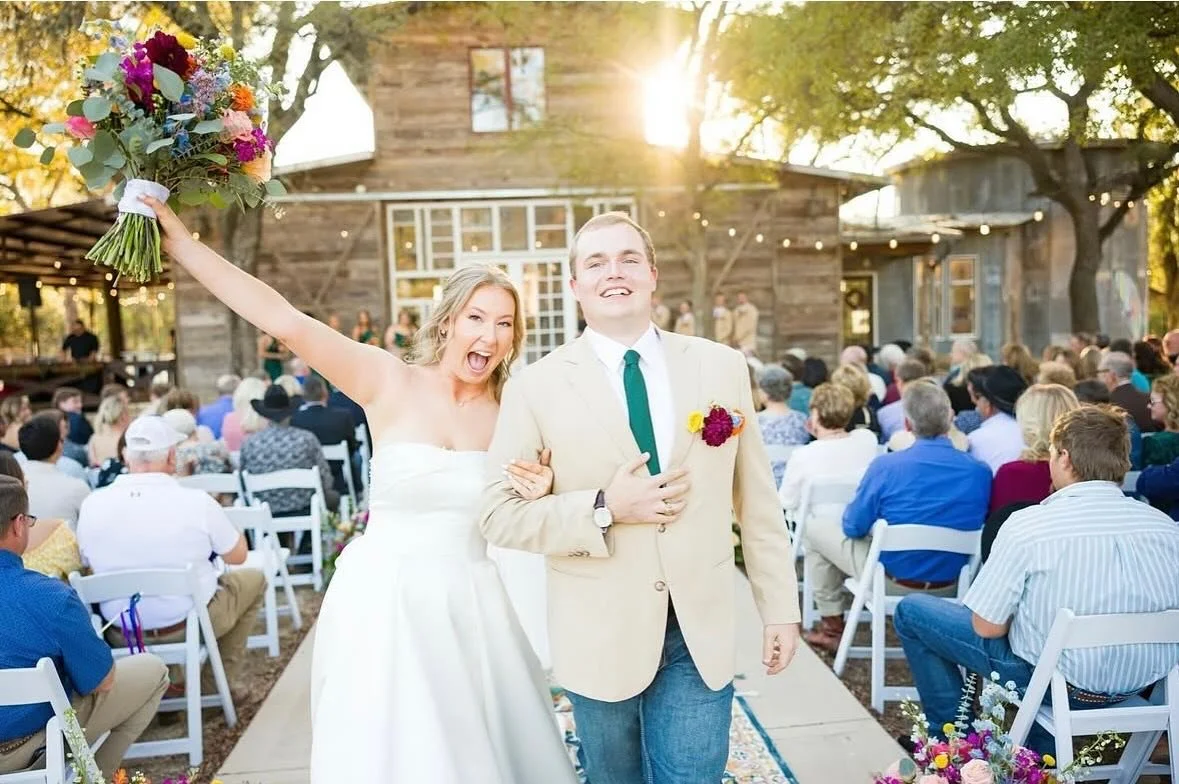 Wishing you love, laughter and happily ever after. 

Happy First Anniversary, Karson + Camryn! 🤍 

Bartending: @rivercitybartending 
Catering: Circle G Catering
Coordination: @momentsbymaddie.we 
Decor/Florals: @moandco_creative 
Dress: @celebration
