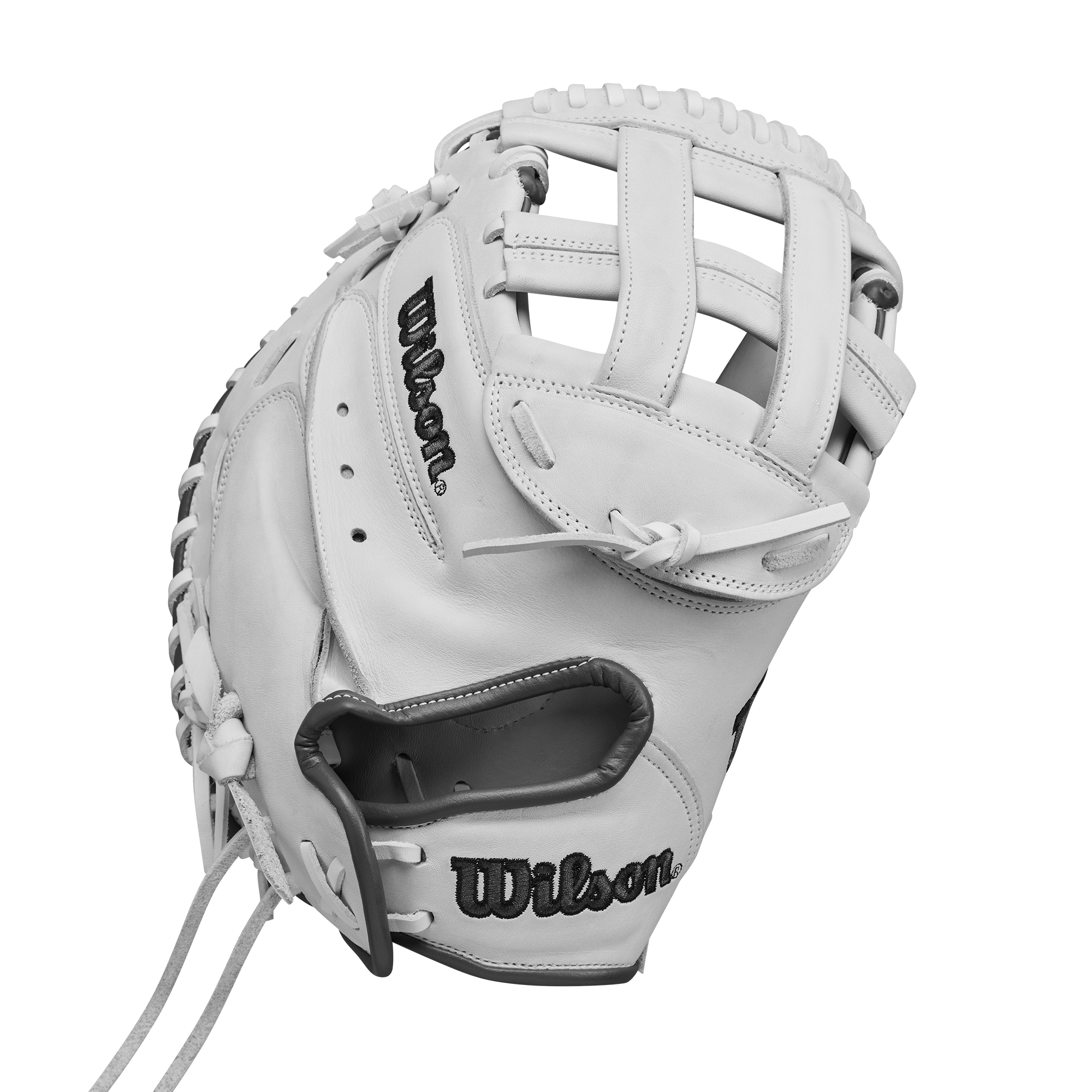 WBW102600_0_A1000_Fastpitch_CM33_C_33_White.png