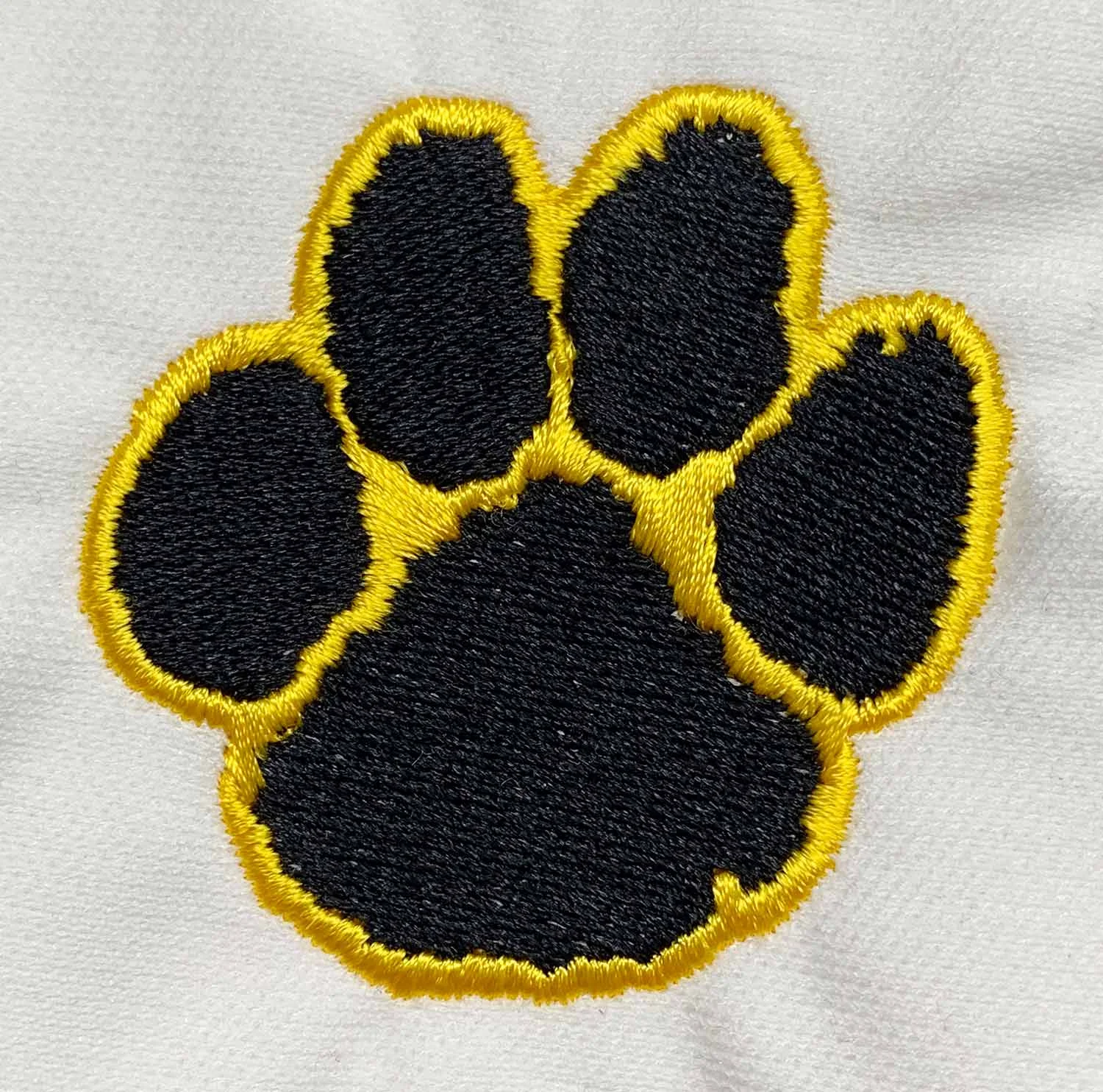 KYC_CHATTCO-BLACK-&-YELLOW-PAW_web.jpg