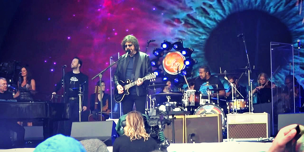 Jeff Lynne's ELO - Glastonbury - Pyramid Stage