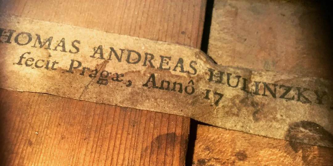 Hulinsky label.jpg