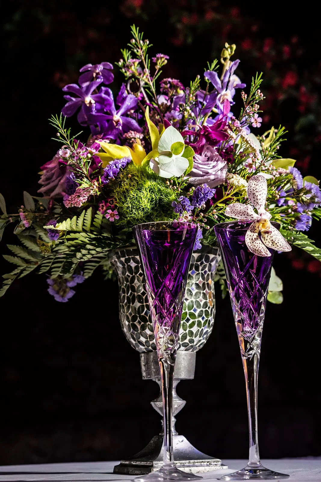 Stunning-Flash-Photographer-Details-Flowers-Wedding-Reception.jpg