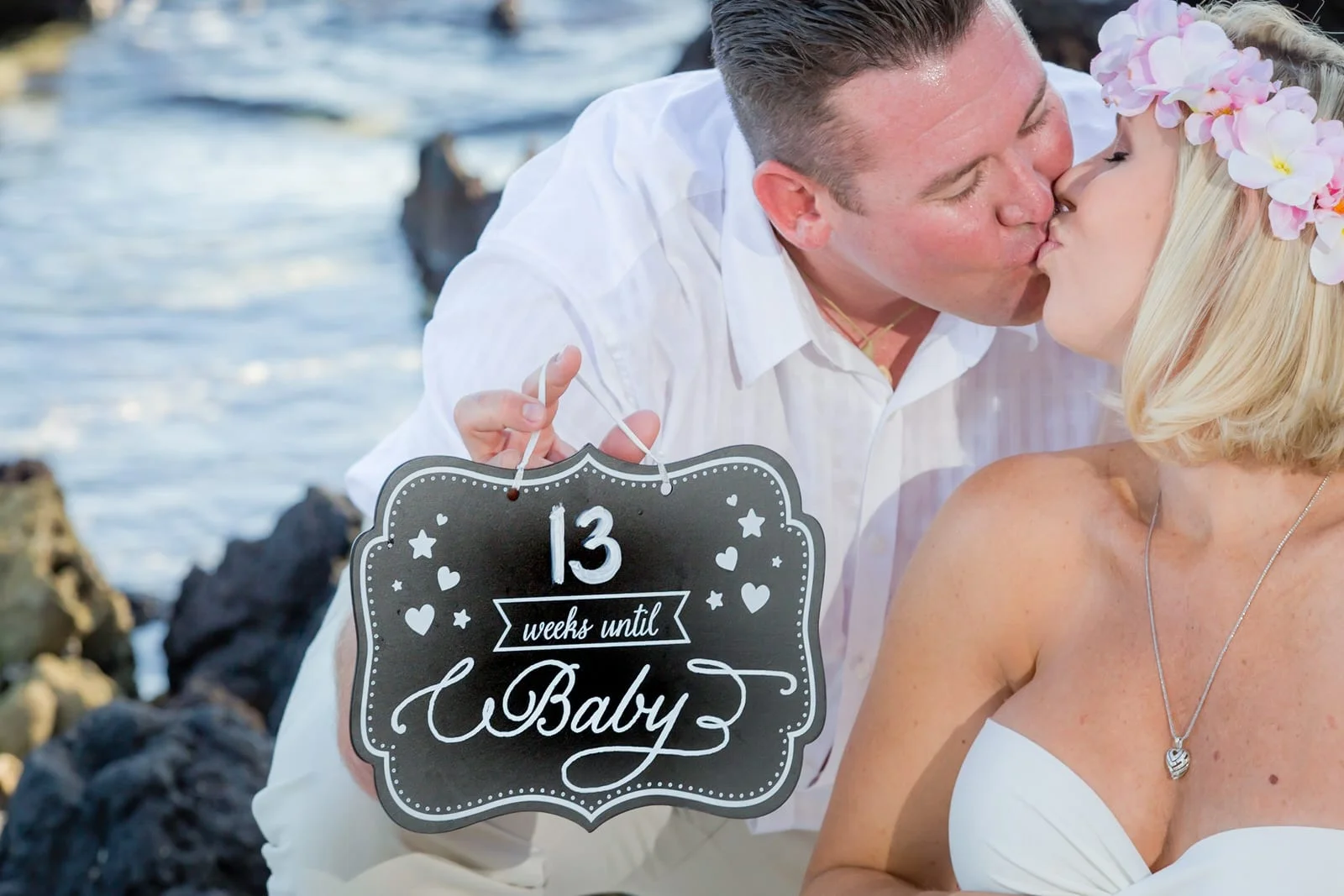 Big-Island-Maternity-Photographer-Luxury-Timeless-Hawaii-11.jpg