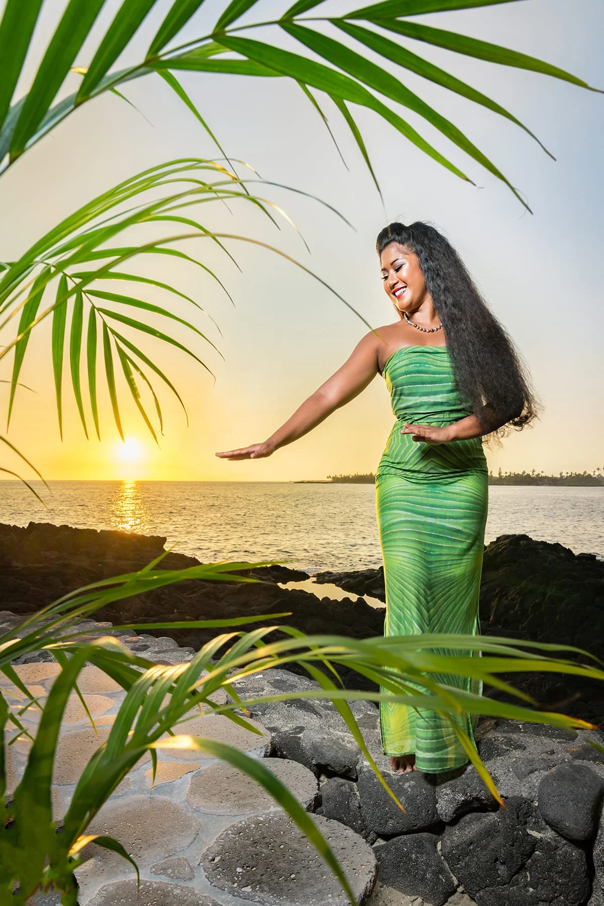 Hawaiian-Dancer-Photographer-Performer-Portrait-Headshot.jpg