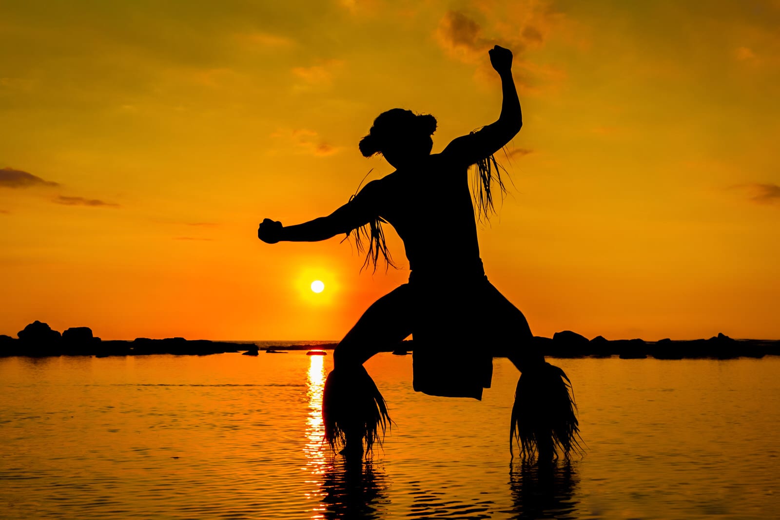 Hawaiian-Island-Kane-Dancer-Sunset.jpg