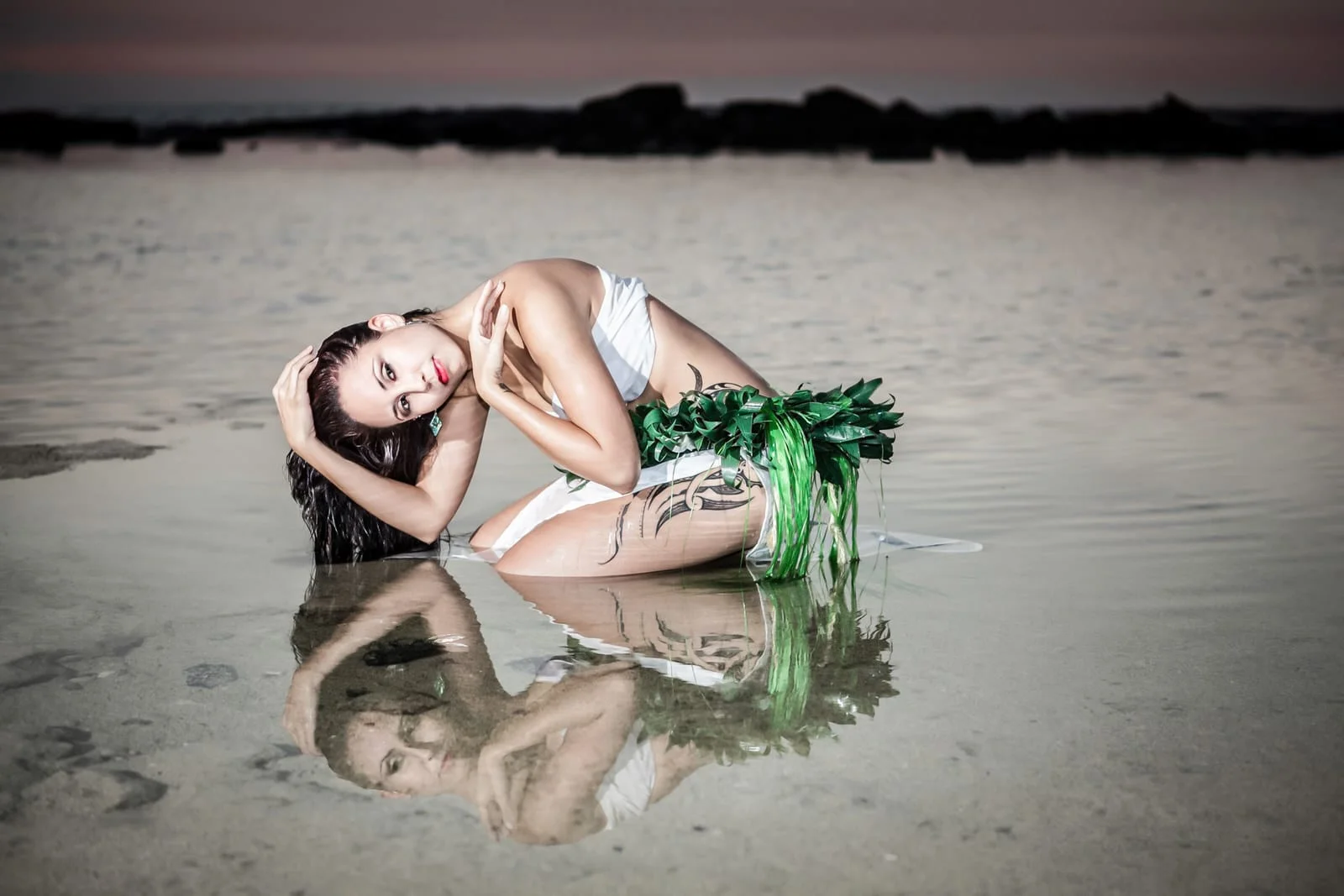 Polynesian_Reflection_Dancer_Photography_by_Ranae_Keane_-_Bamsey_EMotionGalleries.jpg