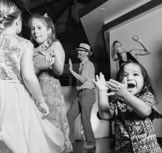 recepton-child-fun-Hawaii-daylight-mind-wedding-photographer-emotion-galleries-ranae-keane-salsa-dance-party305-1.jpg