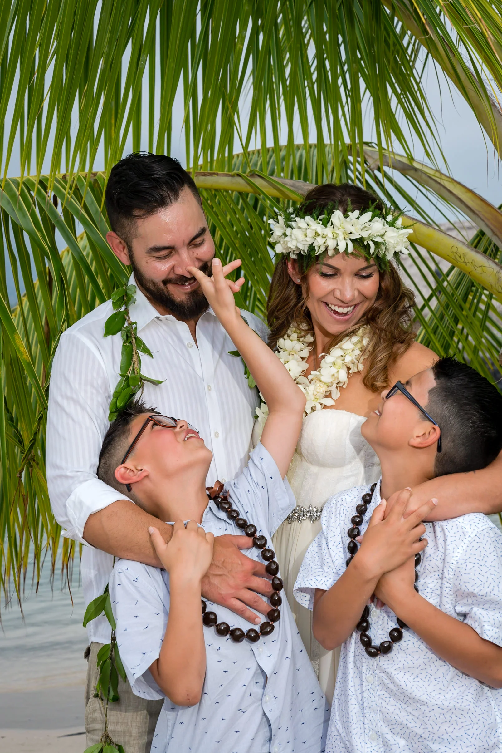 King Kamehmeha Beach Hotel Marriott Kailua-Kona Hawaii Beach Wed