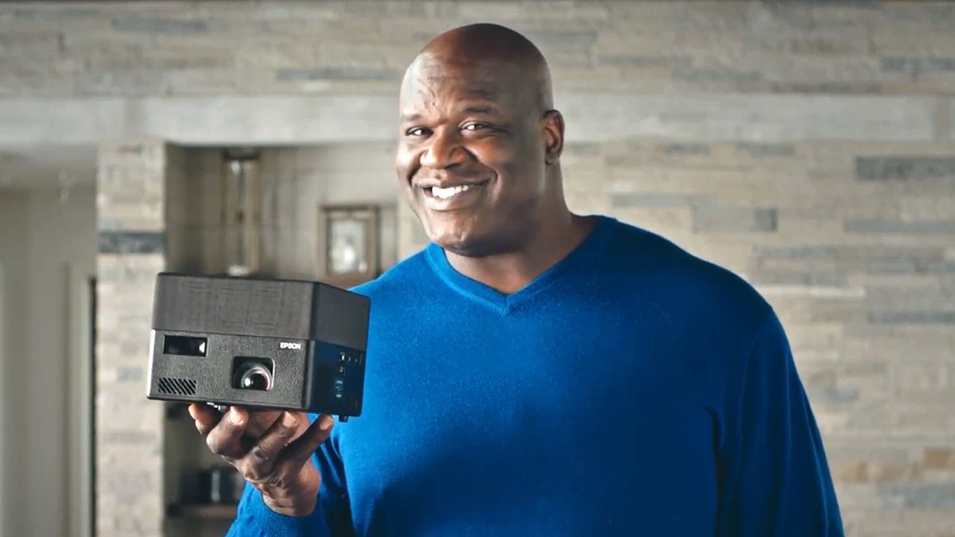 Epson EpiqVision - Shaq