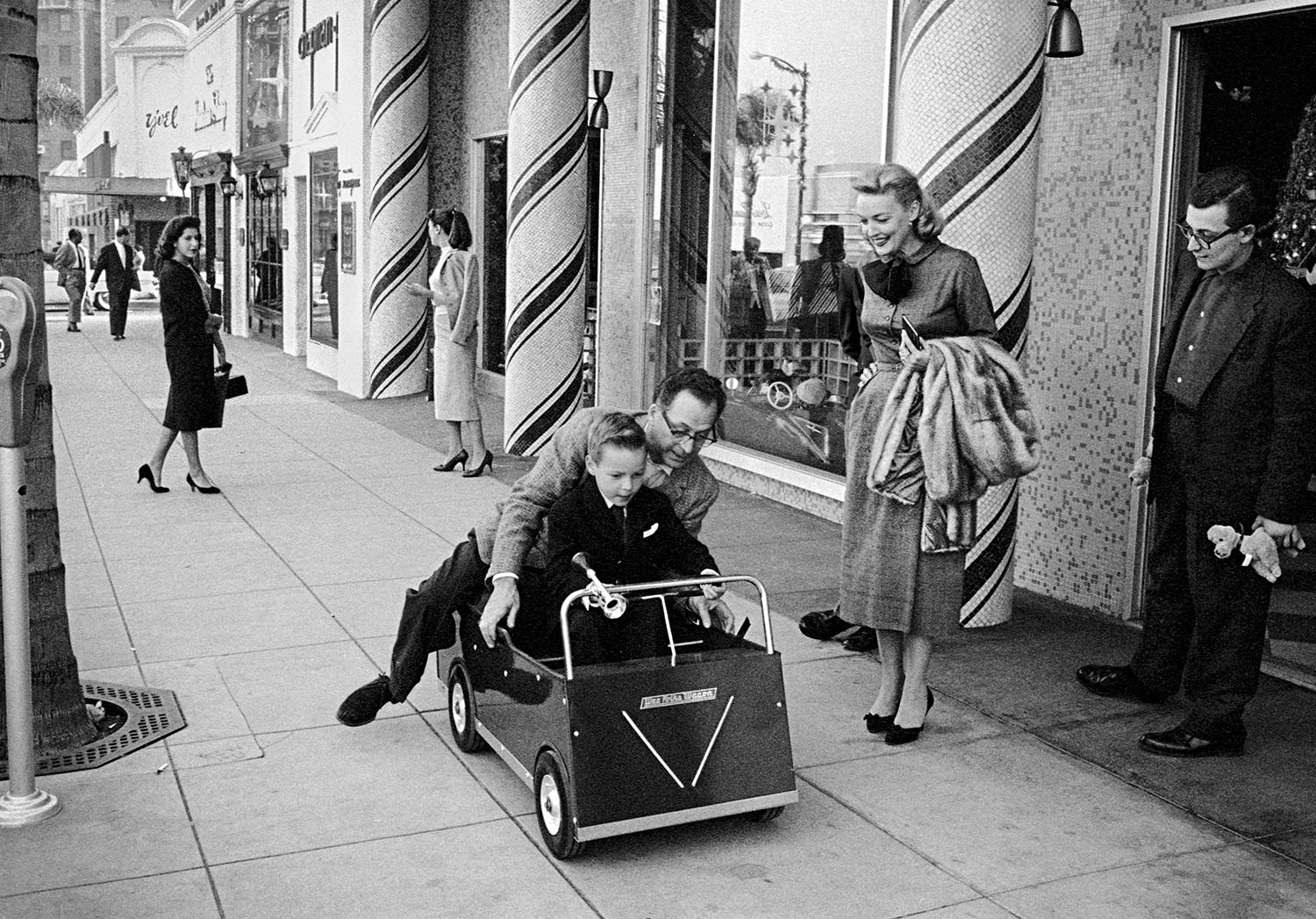   Uncle Bernie's Toy Menagerie, Rodeo Drive, Beverly Hills, California, 1959  