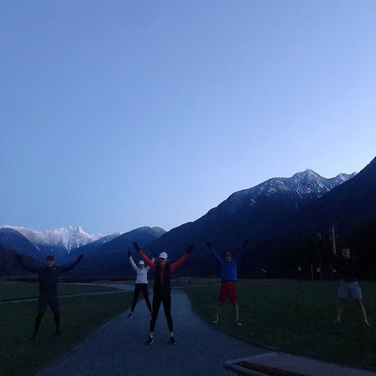 Perfect amount of distance between us during covid!  Outdoor classes are still running under current BC restrictions. #lionshead #riseandshine #startyourdayright #ultrafit