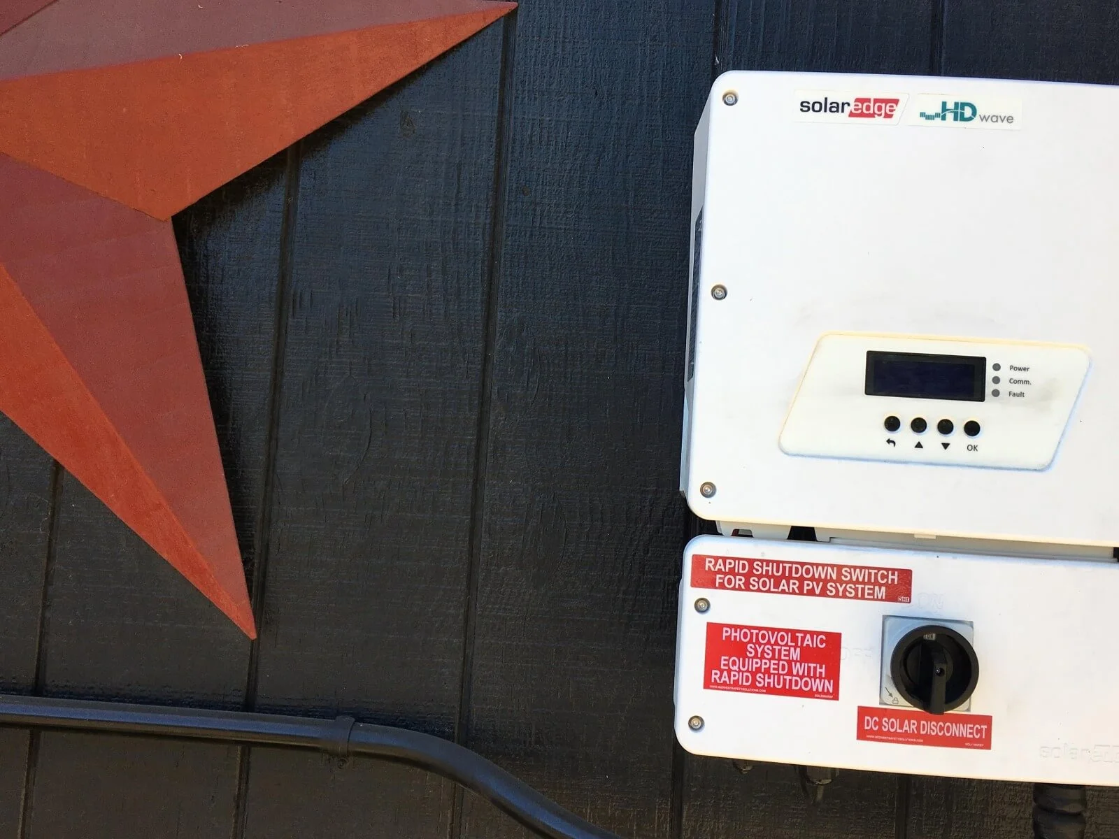 residential solaredge hd wave.jpeg