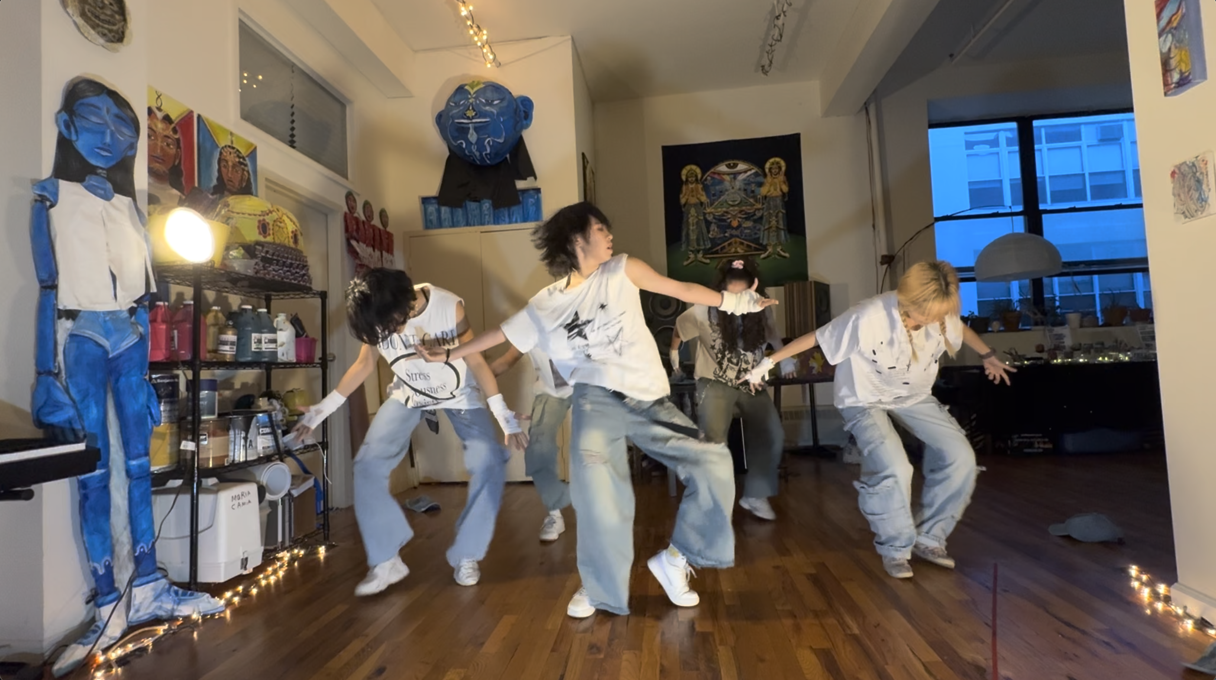 kpop dance by GRL1S