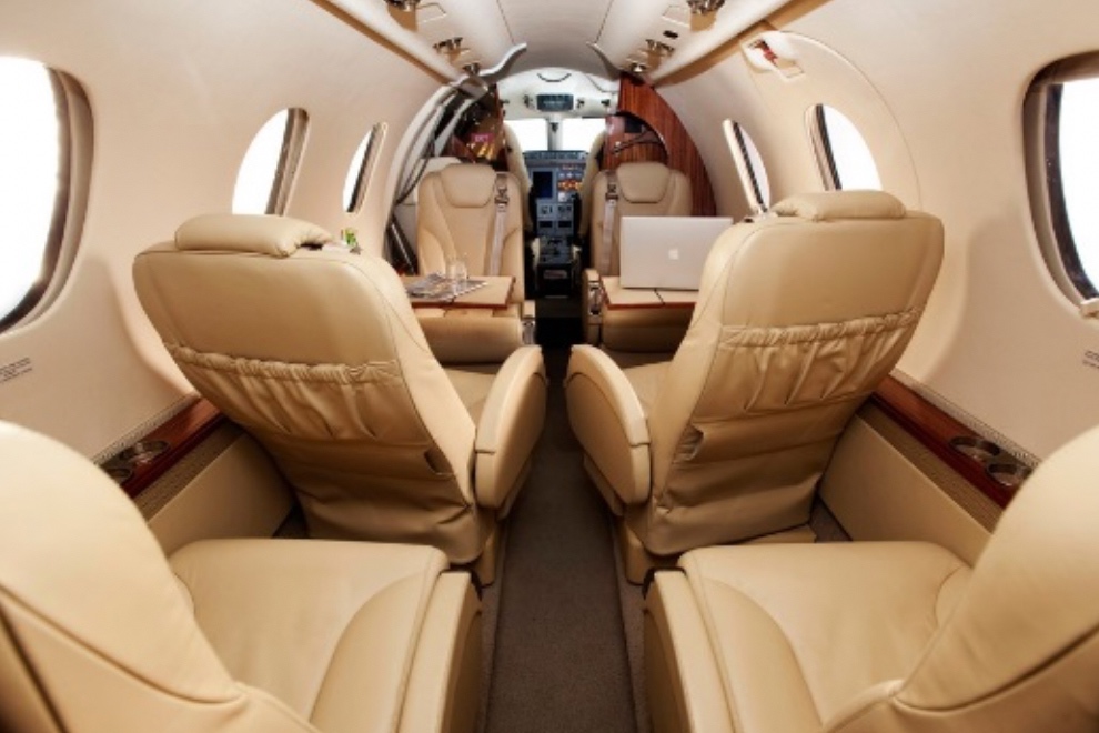 Raytheon Premier 1A Interior