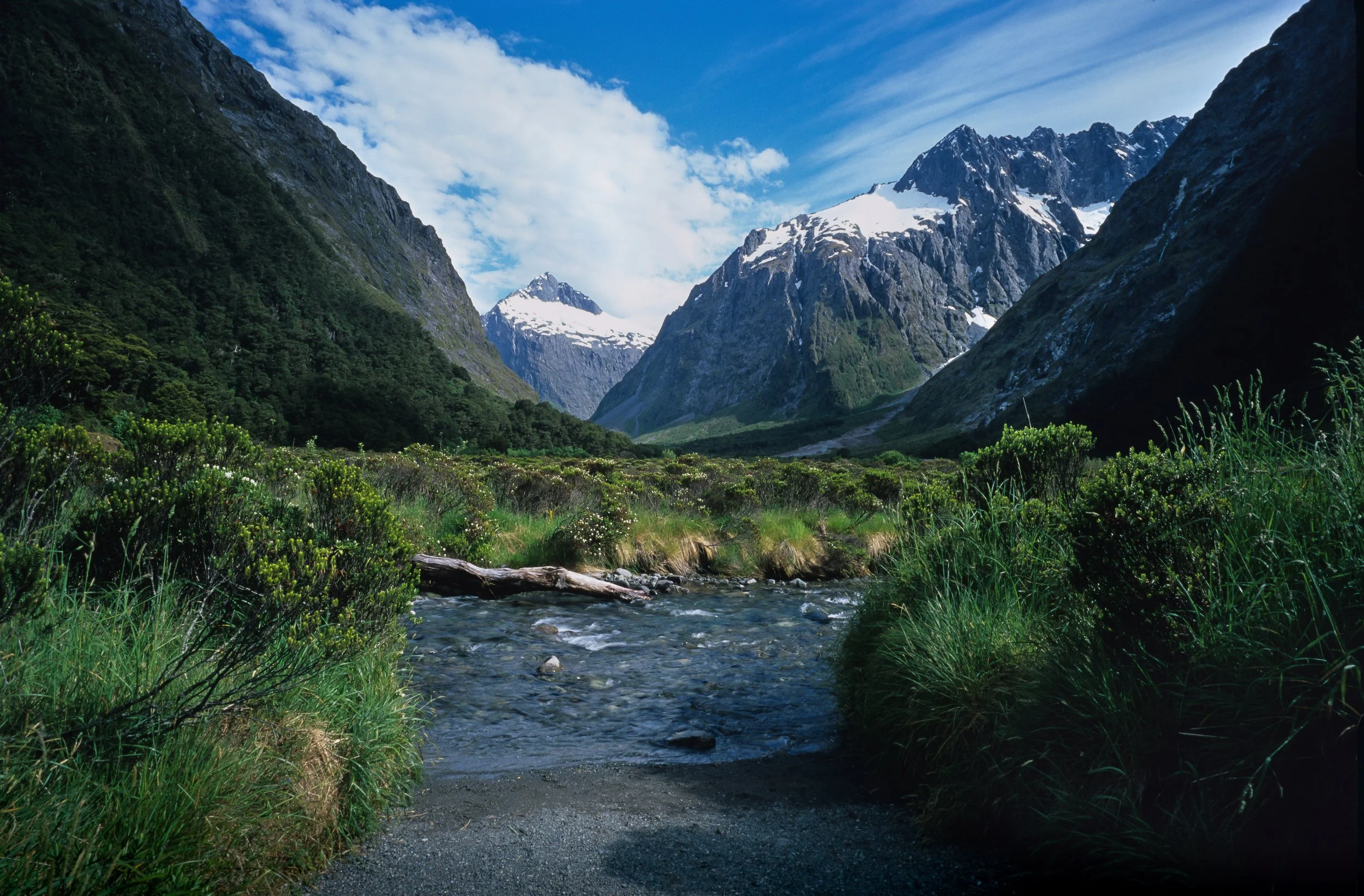 Mountains_35_4k_16bt copy.jpg