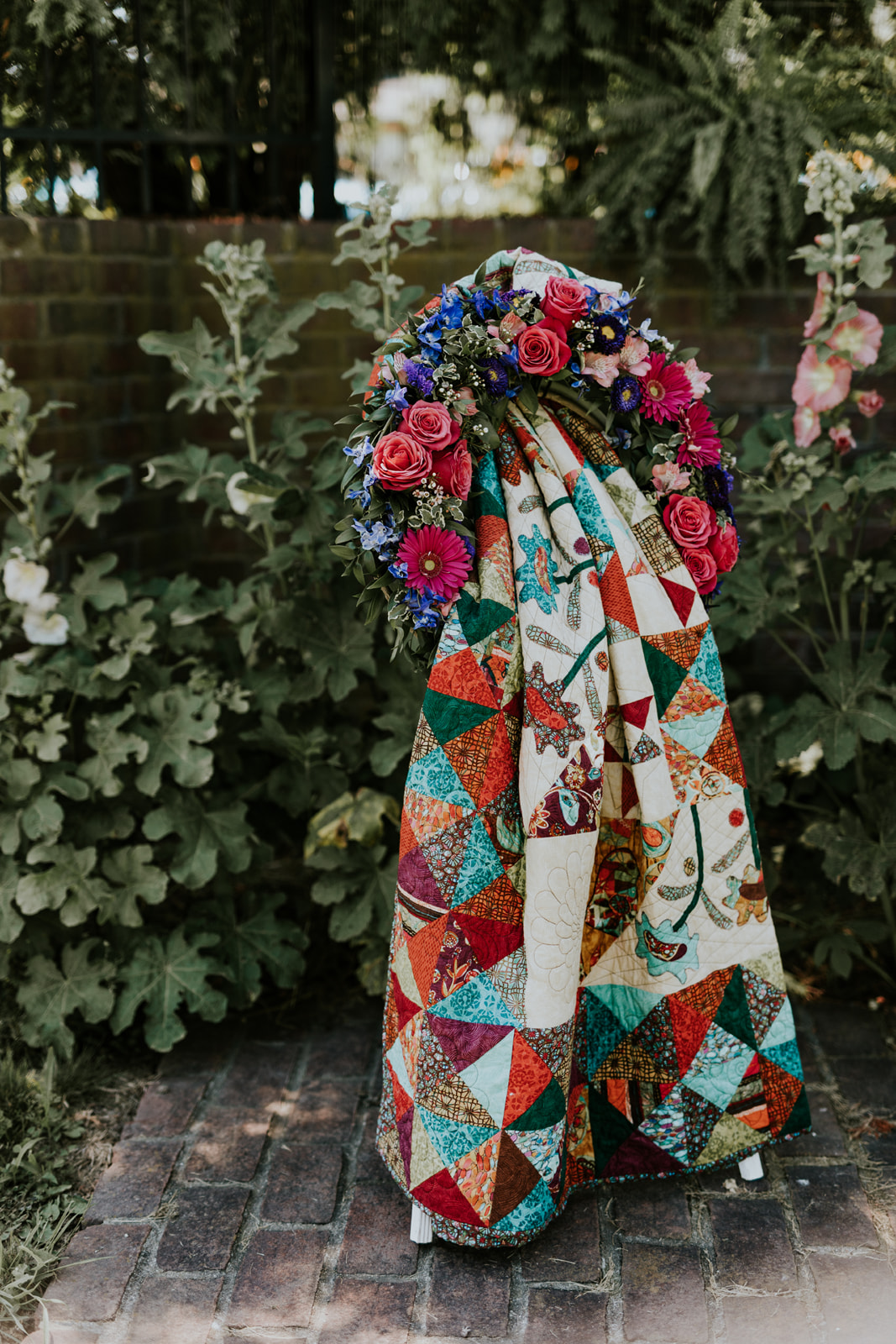 Friesland Wreath Displaying Quilt