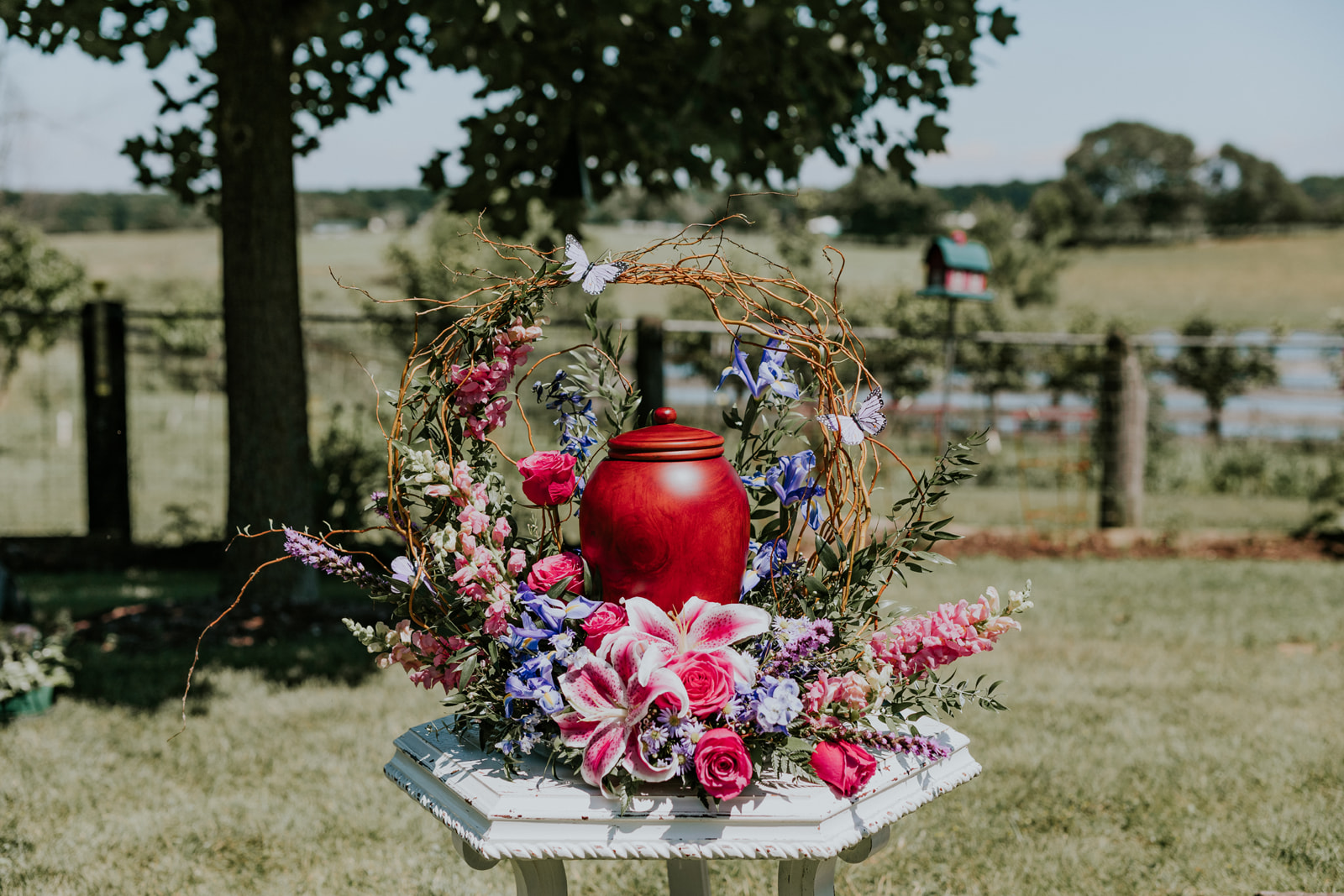 Friesland Collection Memorial Urn Cremation Flowers