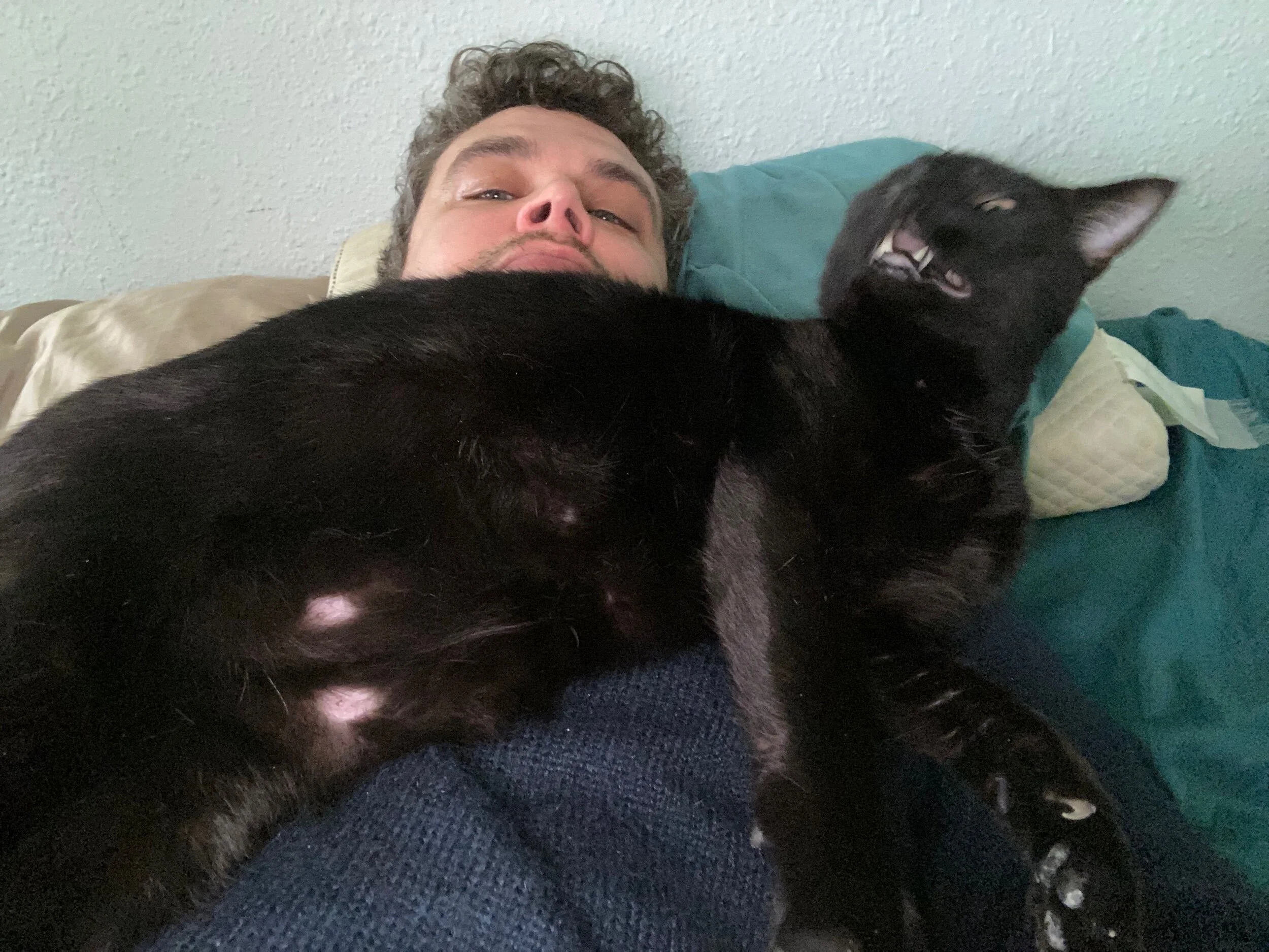 CB59FDC5-8D12-476B-89E2-AD439DD640B7