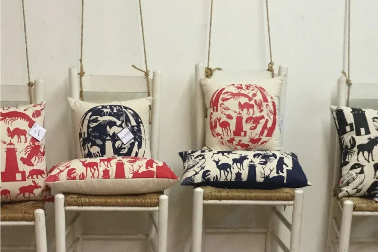 Behind the scenes of a pop-up shop with Elena M. Sarni