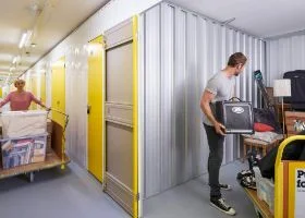 Big-Yellow-Self-Storage (1).jpg