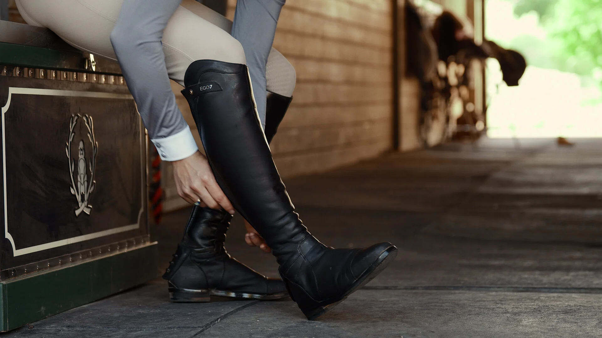 Fine Cut-v2.00_00_10_10.Still004.jpg