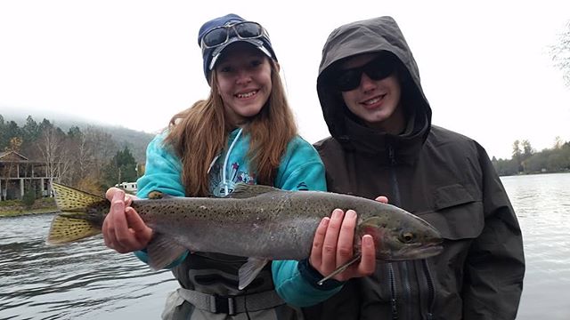 Had such an amazing day on the river with my younger family. They slayed it that day and Kyrah even rowed Logan into a nice steelhead earlier that day!! #steelhead #snkguideservice #southernoregonflyfishing #startthemyoung