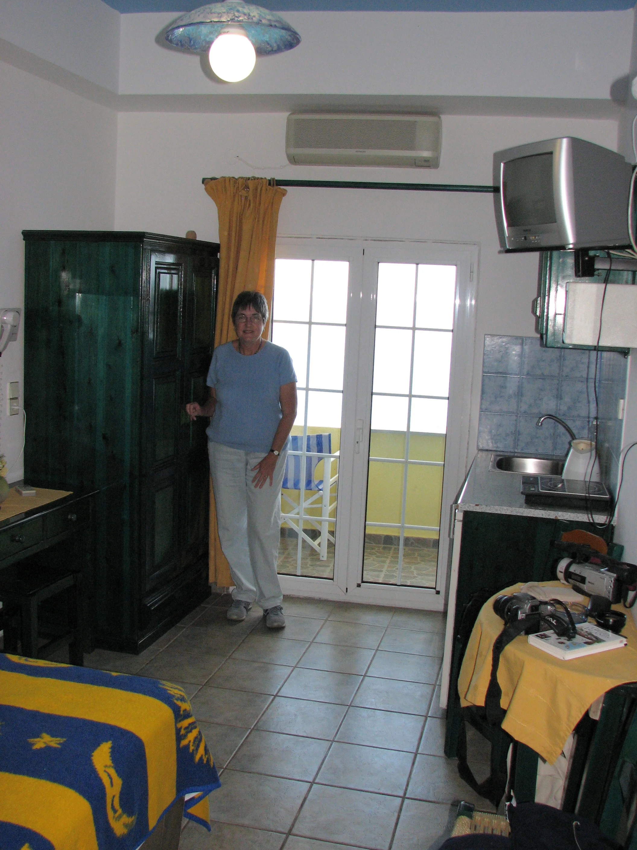 Apr07003.JPG