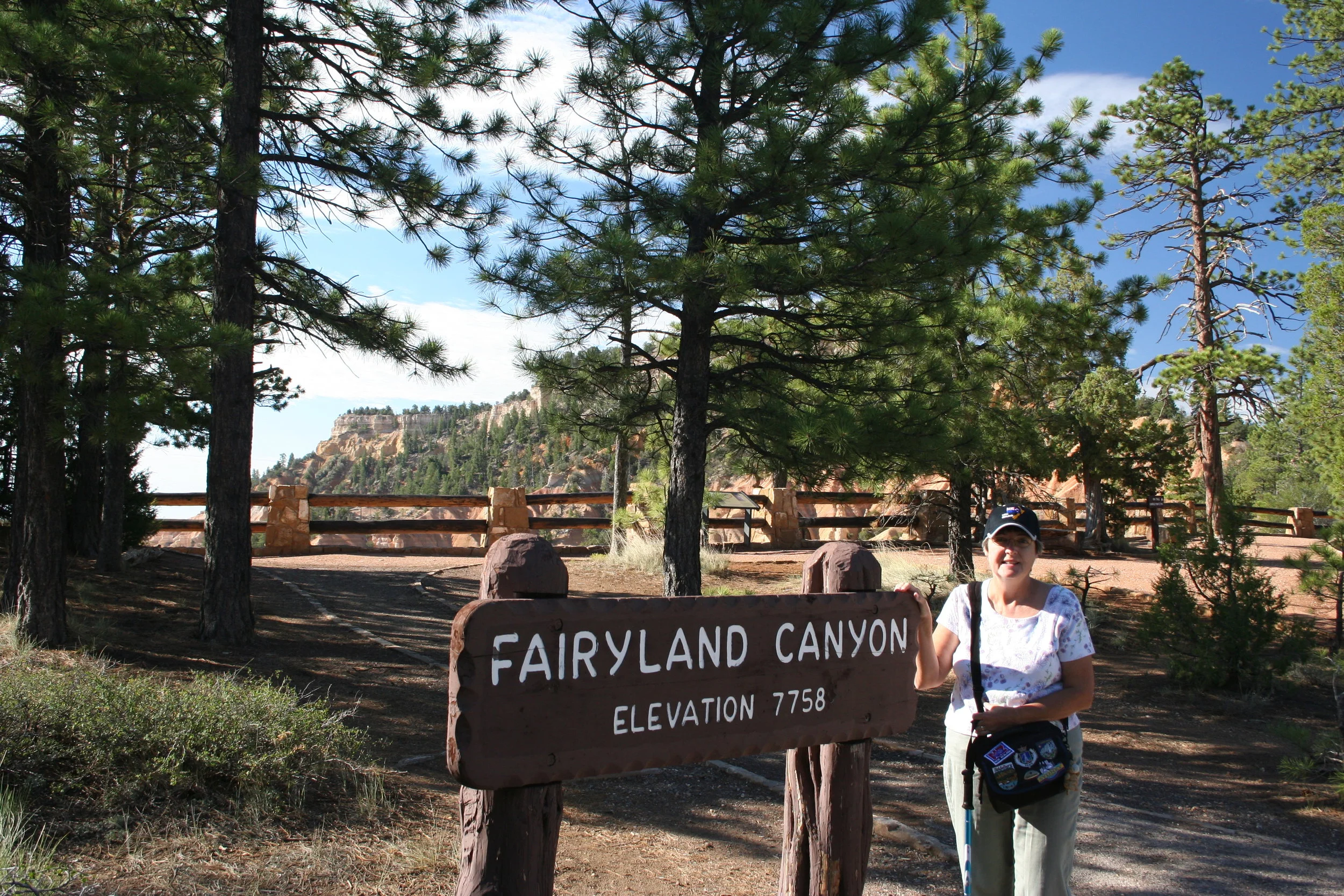 Ready to hike into the canyon