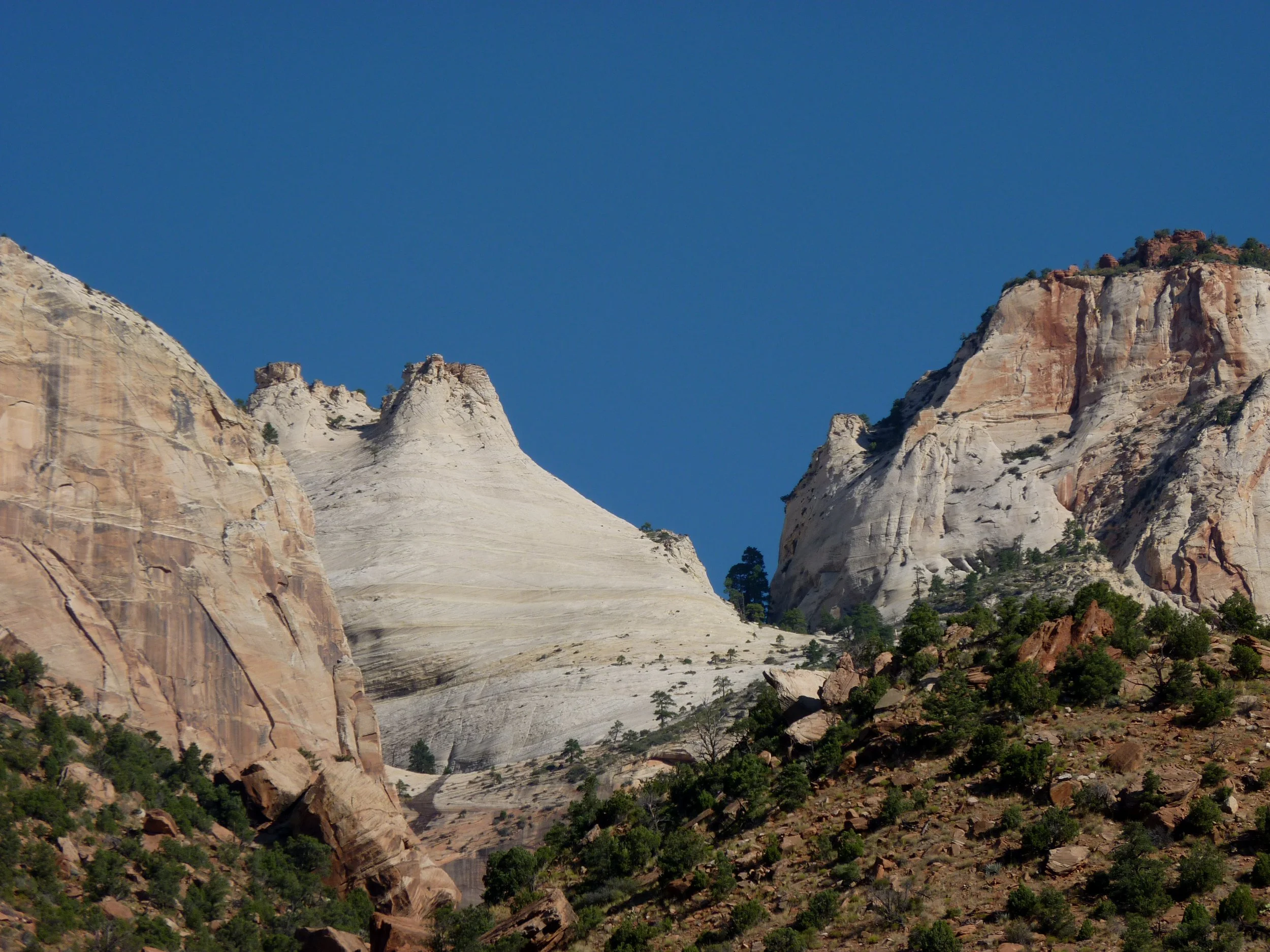  Unique rock formations 