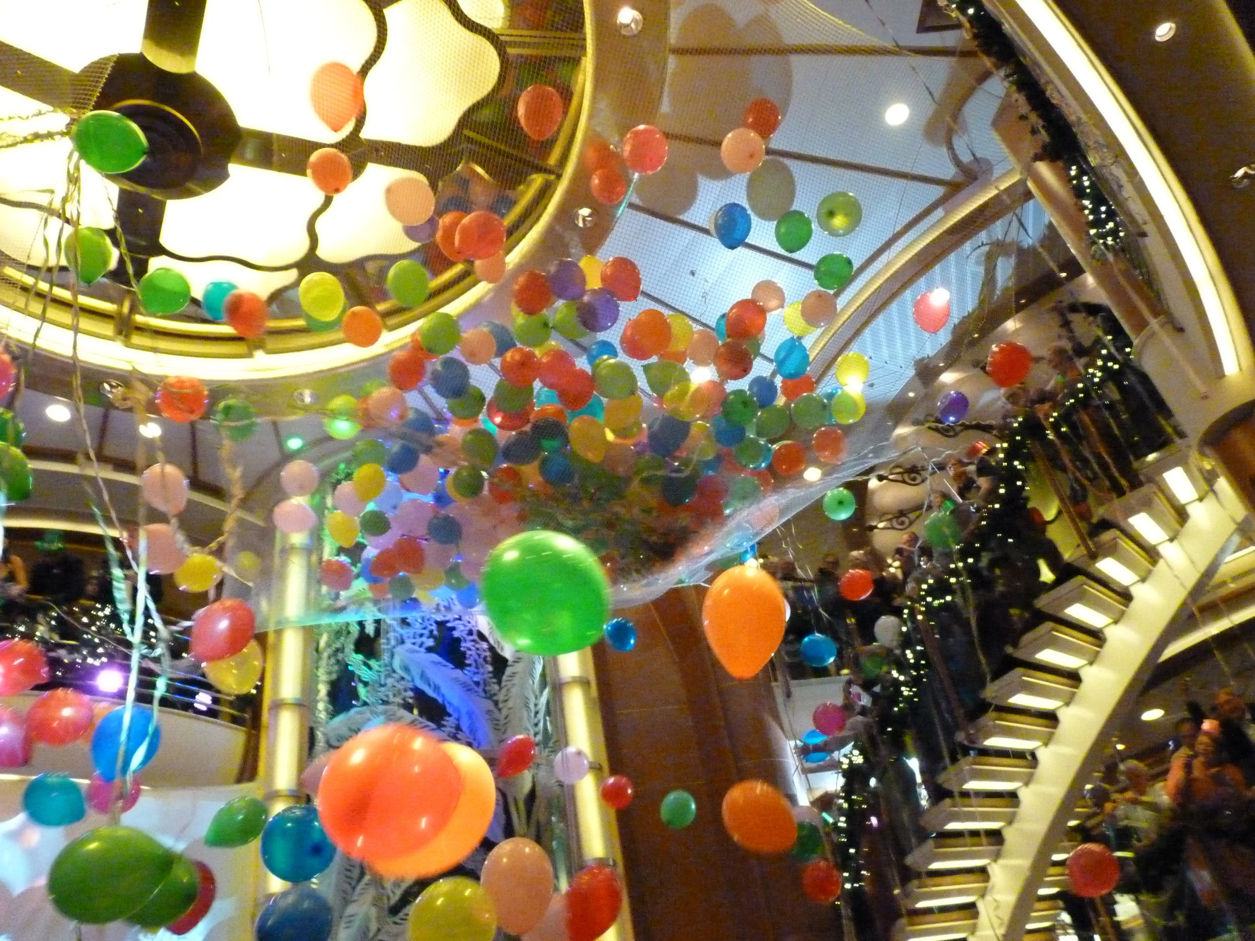  Happy New Year on the Ship 