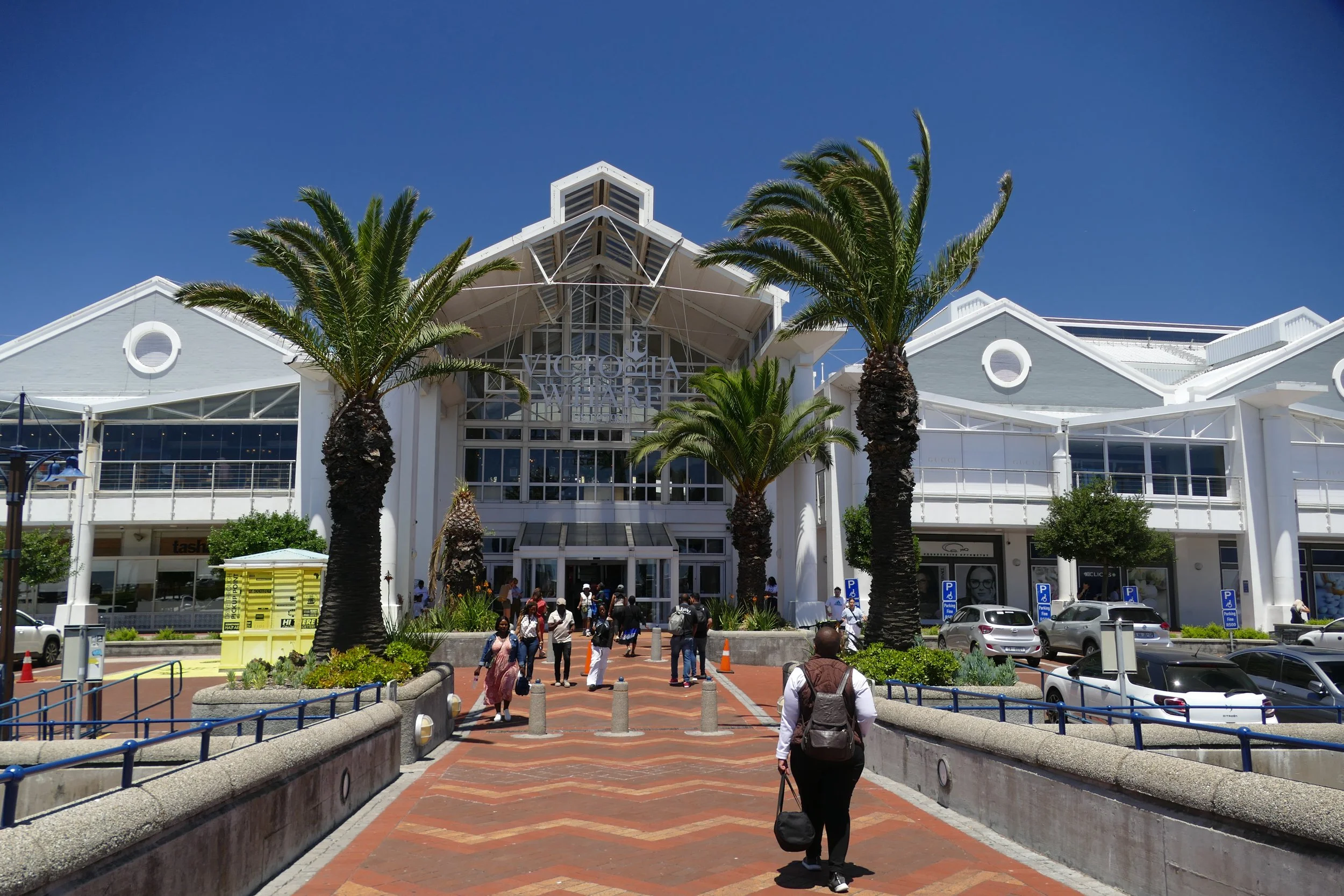  Victoria and Alfred Waterfront-the Mall 
