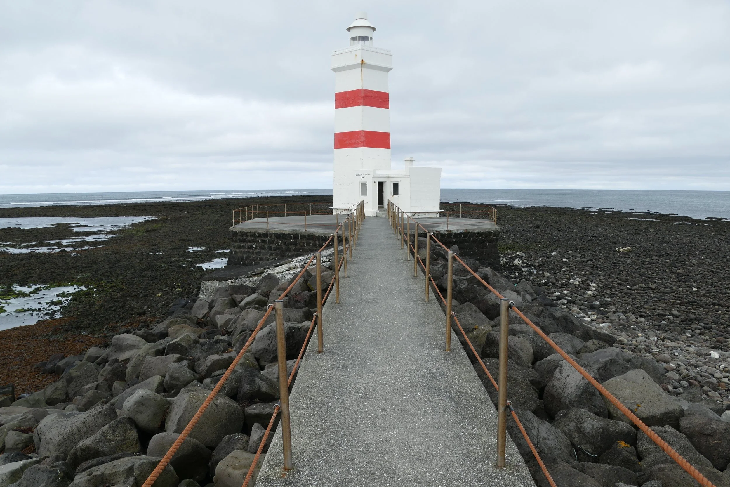  Several lighthouses on the Reykjanes Peninsula 