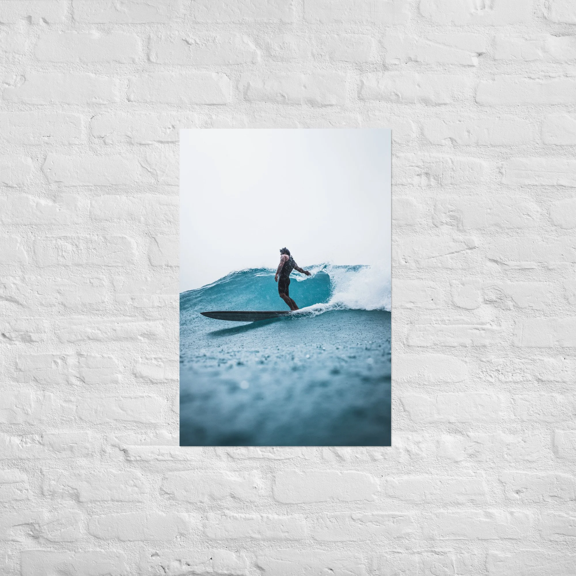 Misty Surge Toots Rain Soaked Surf at Queens Waikiki Tommy Pierucki Photography