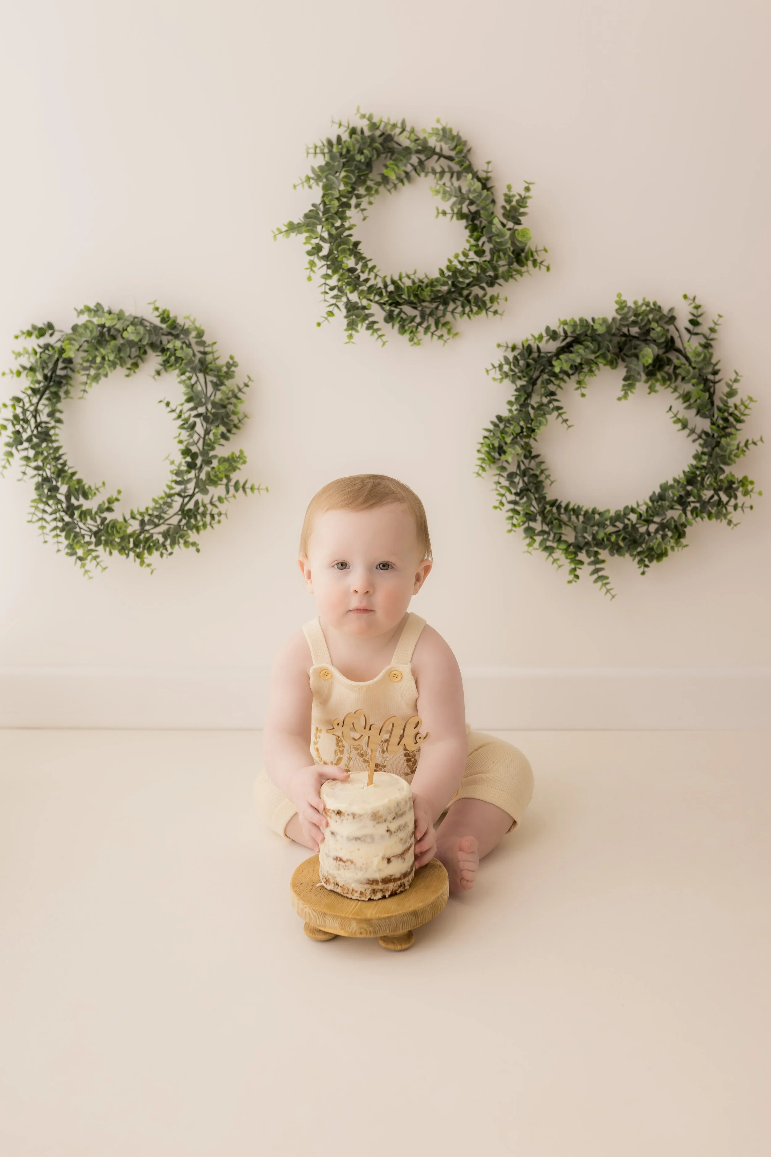 hertfordshire cake smash photographer