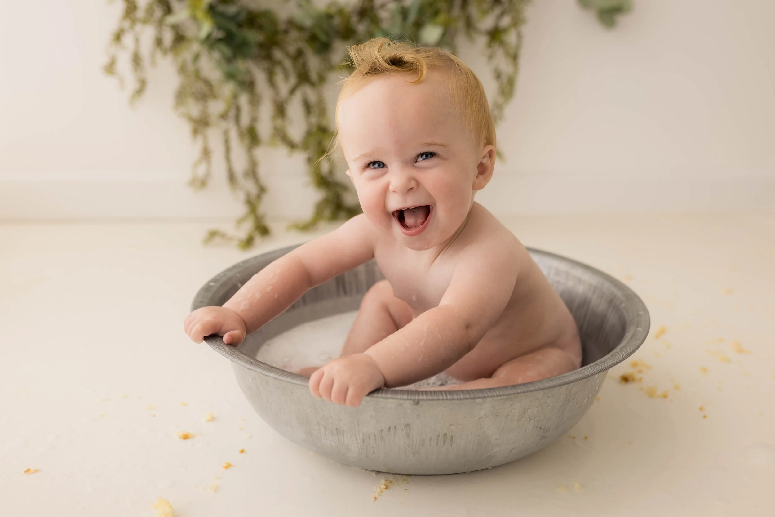 baby girl cake smash hertfordshire