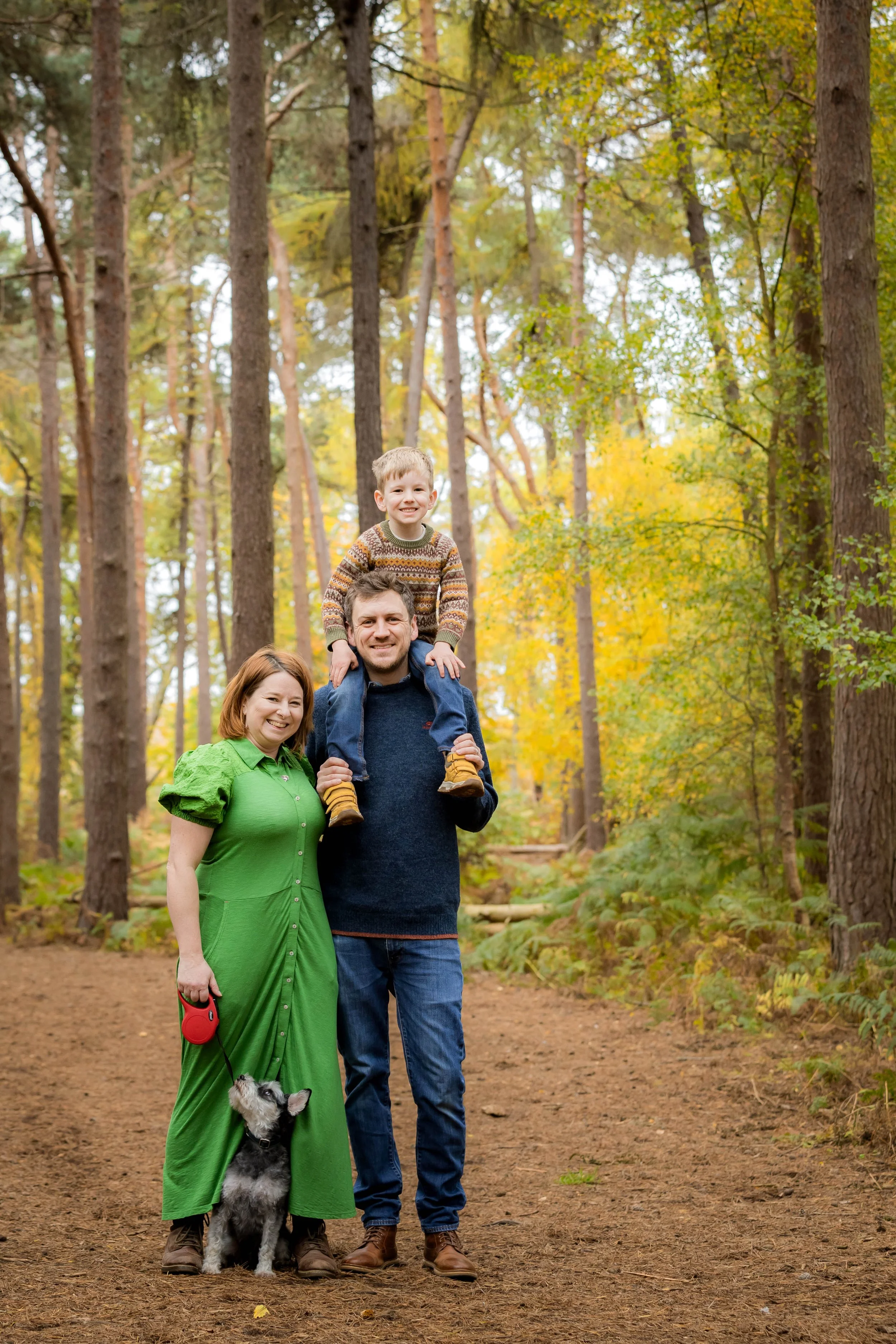 family porttait with dog biggleswade photographer