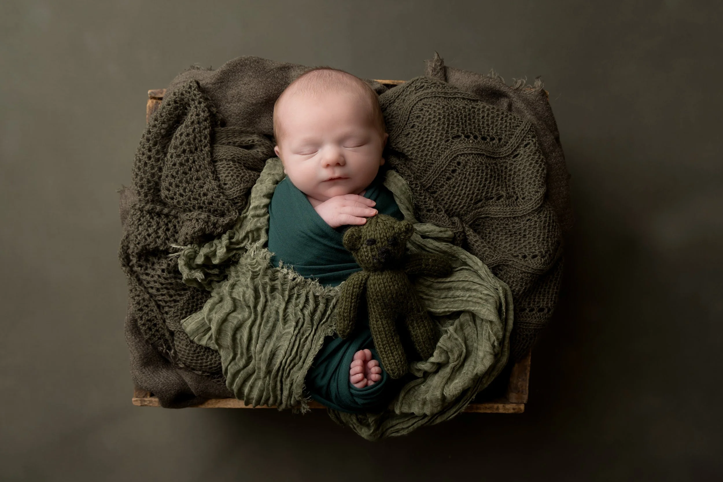 newborn boy biggleswade photoshoot