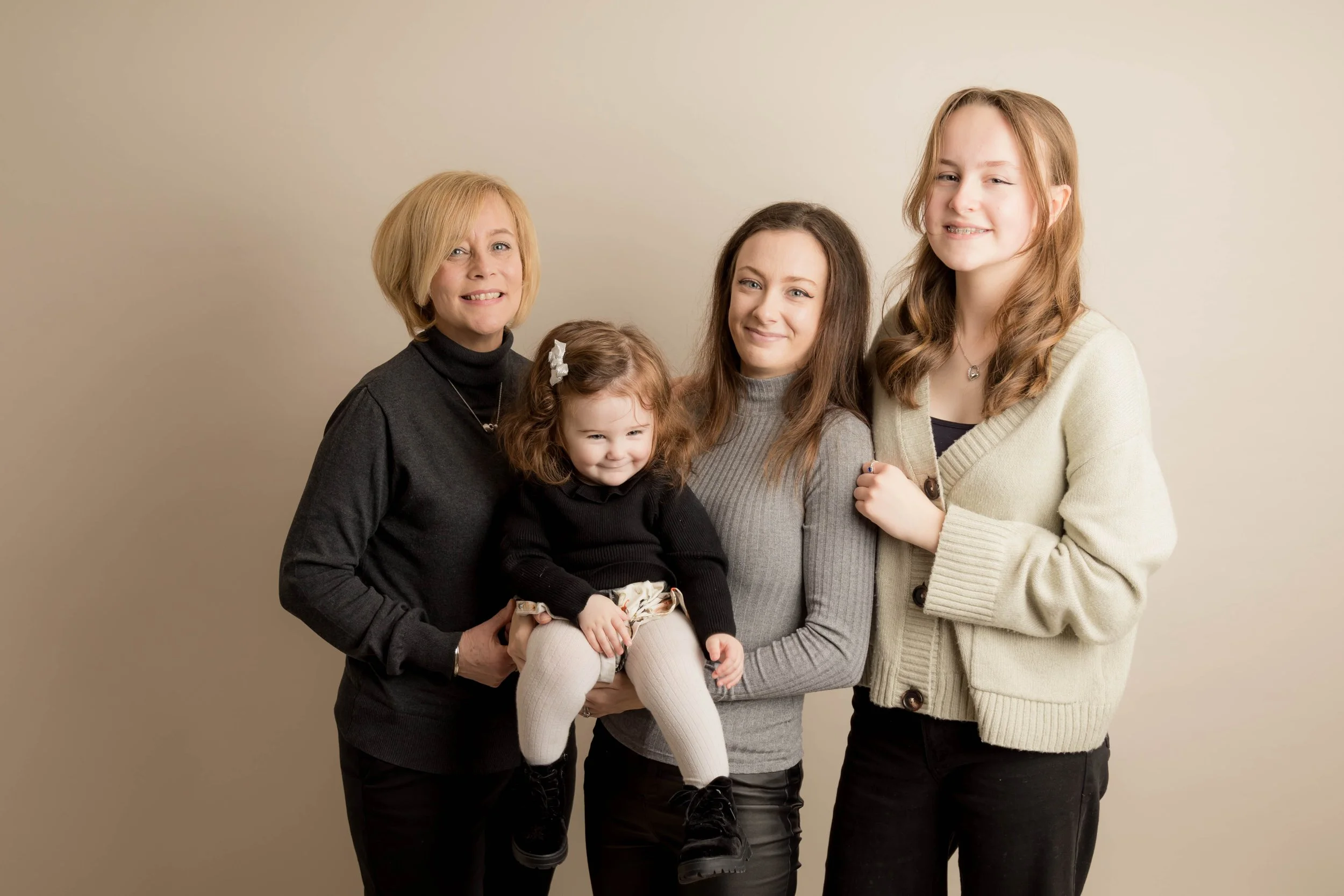 extended family portrait studio biggleawade