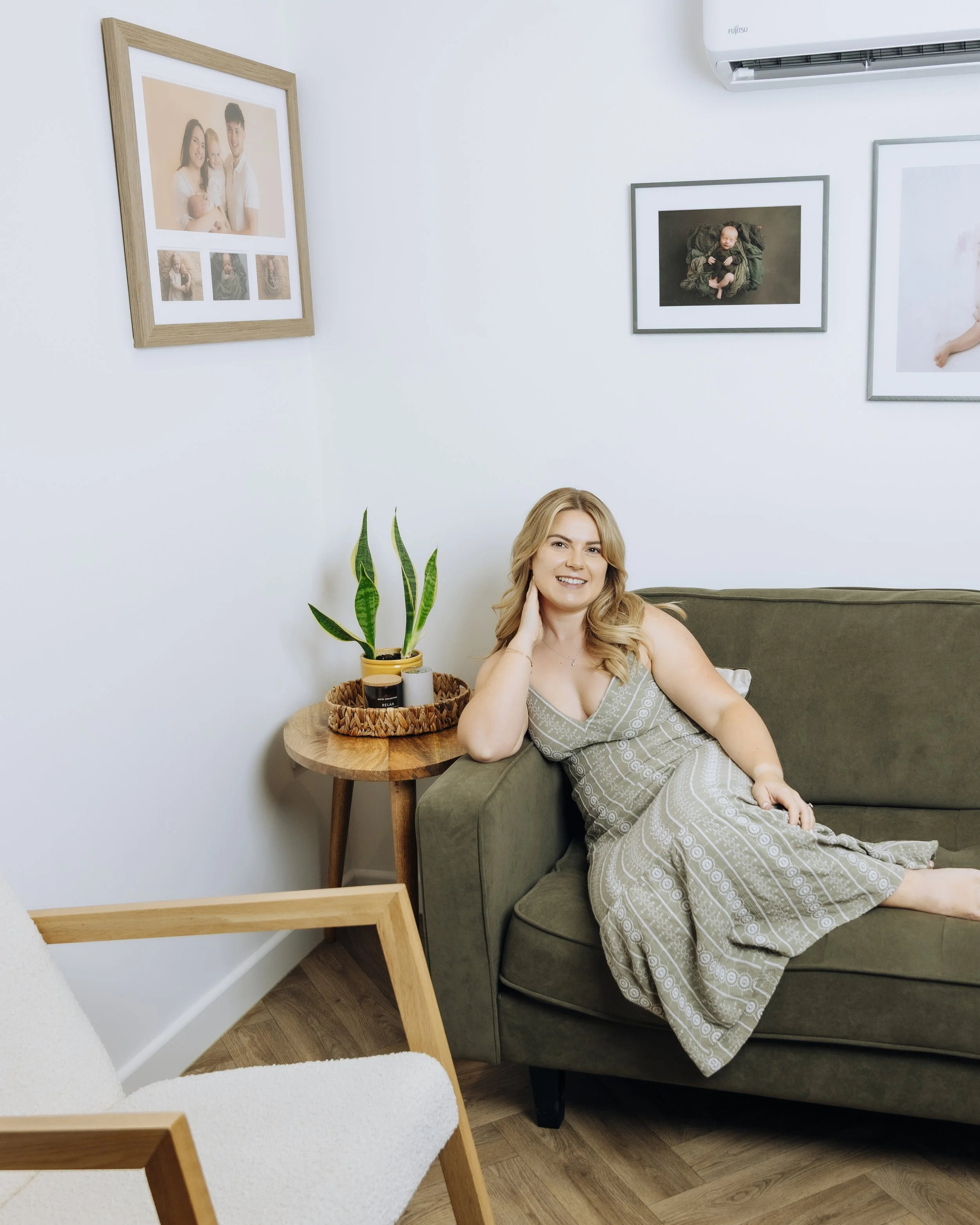 Family photographer Phoebe Berridge preparing for a relaxed family photoshoot at her Bedfordshire photography studio.