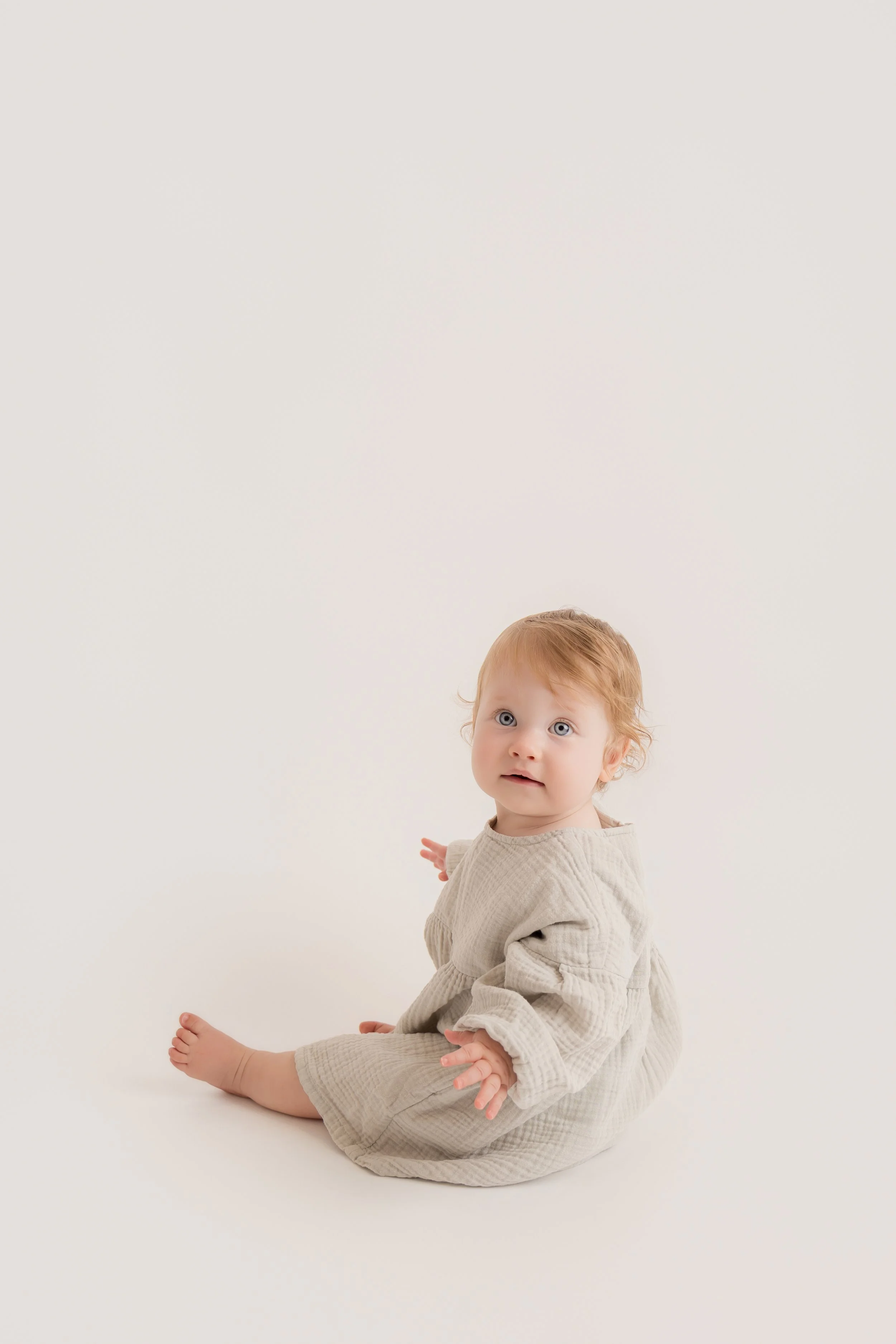 one year old photoshoot to celebrate first birthday