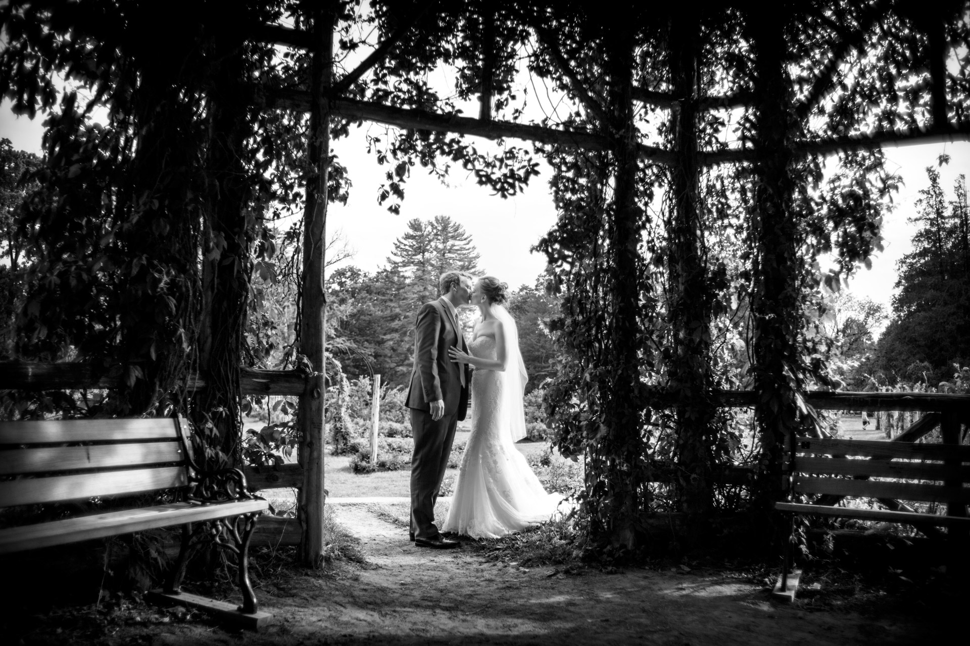 Black-and White-Wedding-Photography-CT-5.jpg