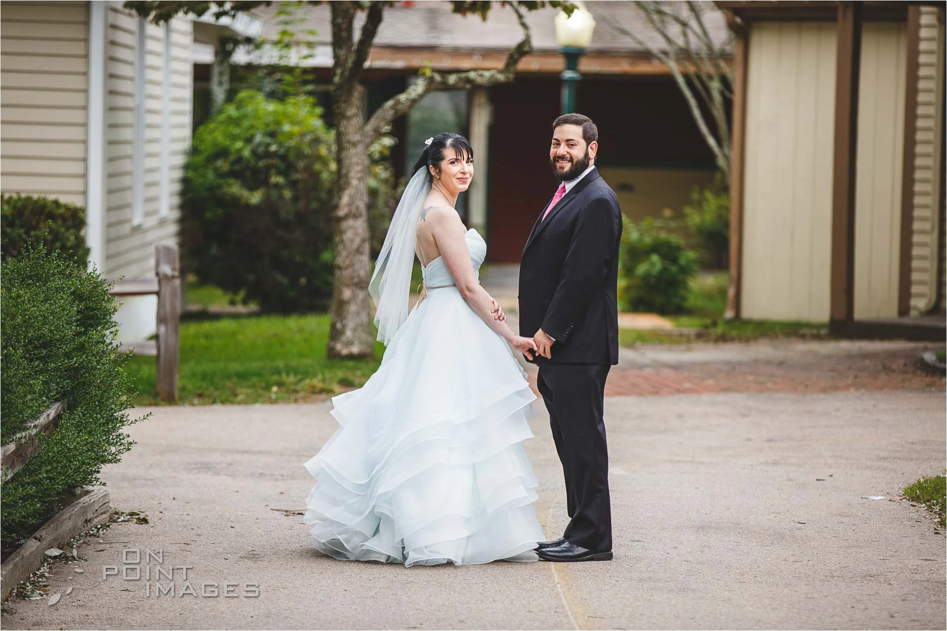 mystic-aquarium-wedding-photographs-15.jpg