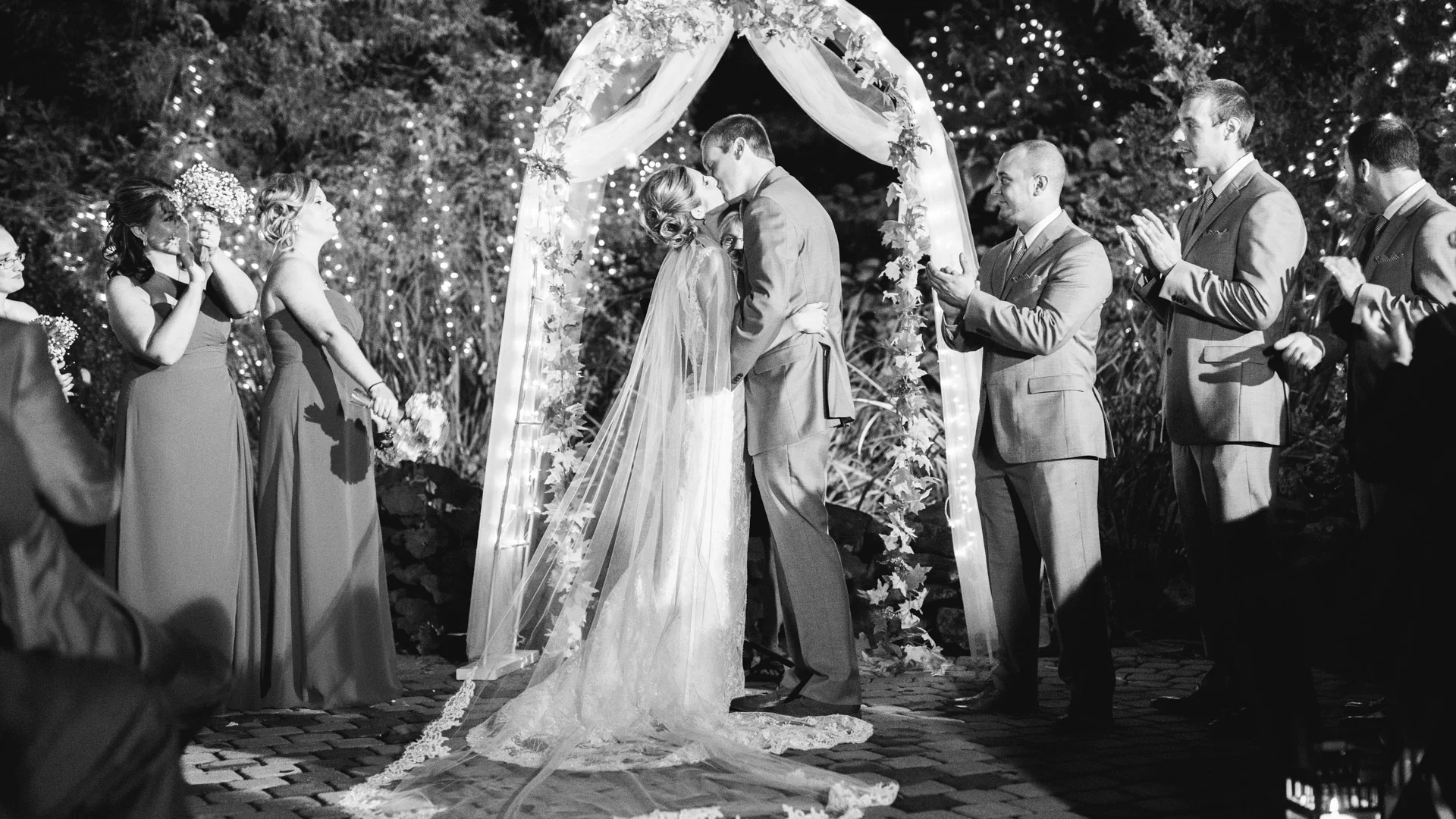 Woodwinds-Wedding-Photographs-branford-1-9.jpg