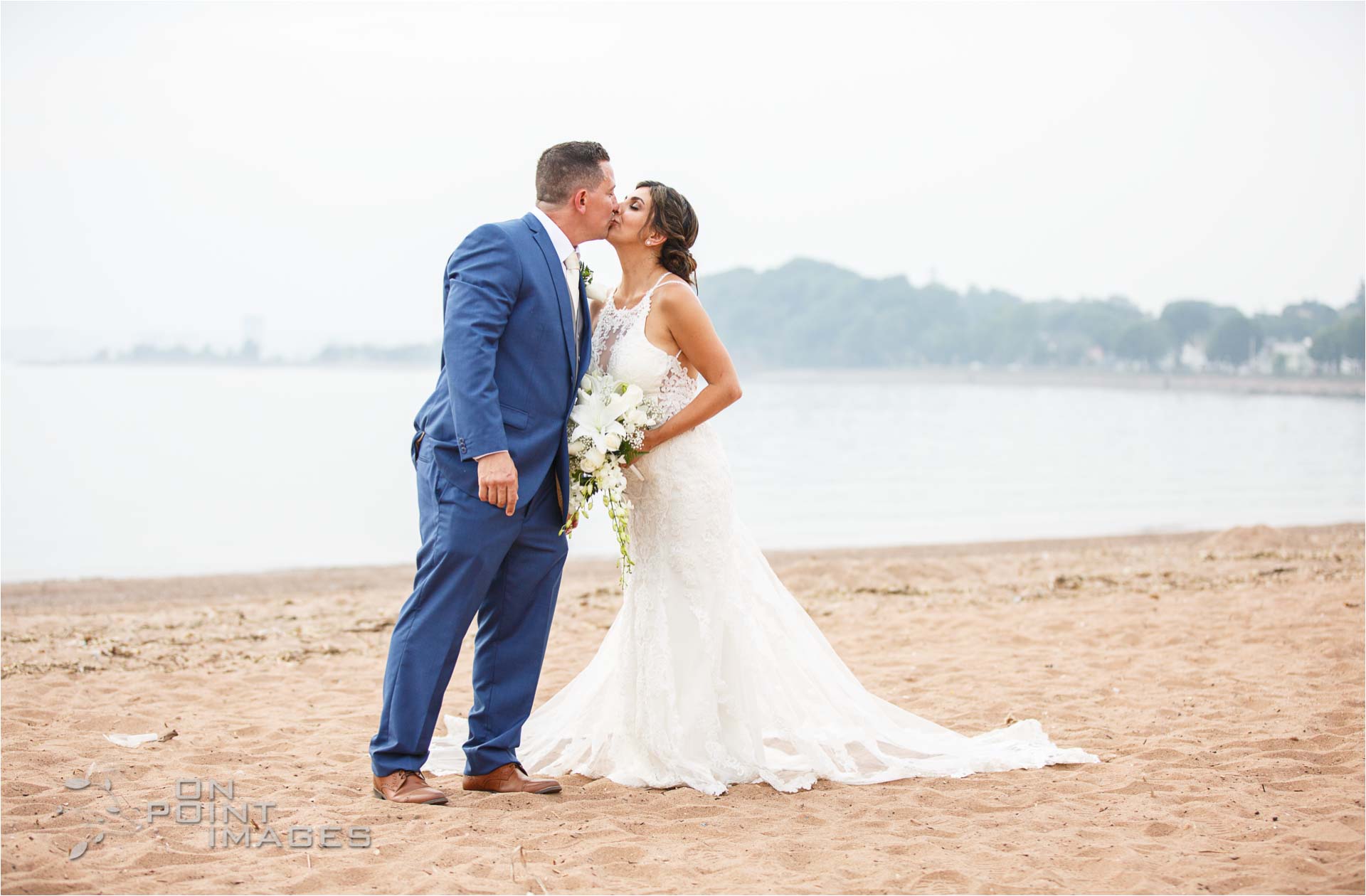 Anthonys-Ocean-View-Wedding-Photographs-21.jpg