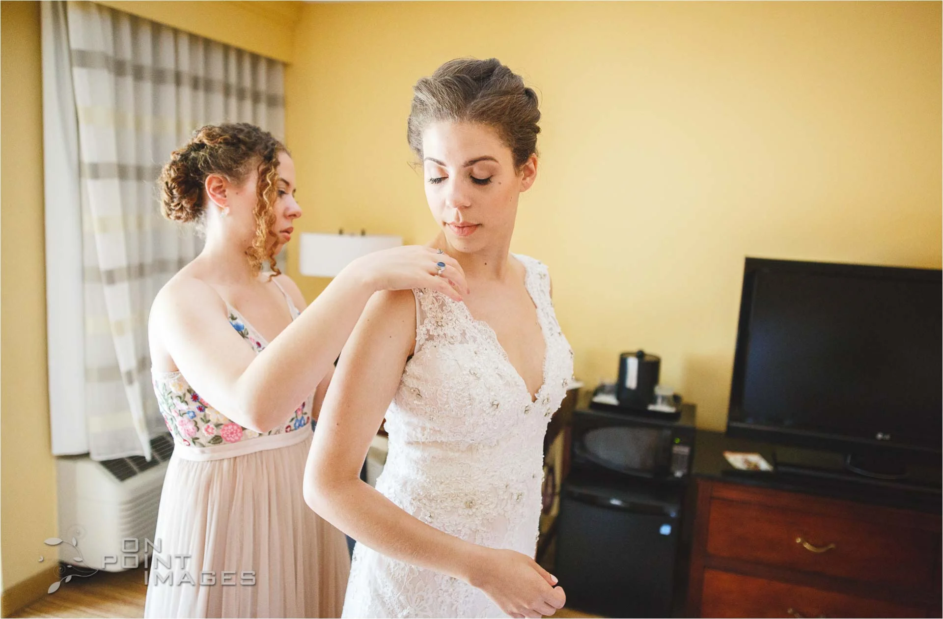 wickham-park-wedding-photographer-ct-03.jpg