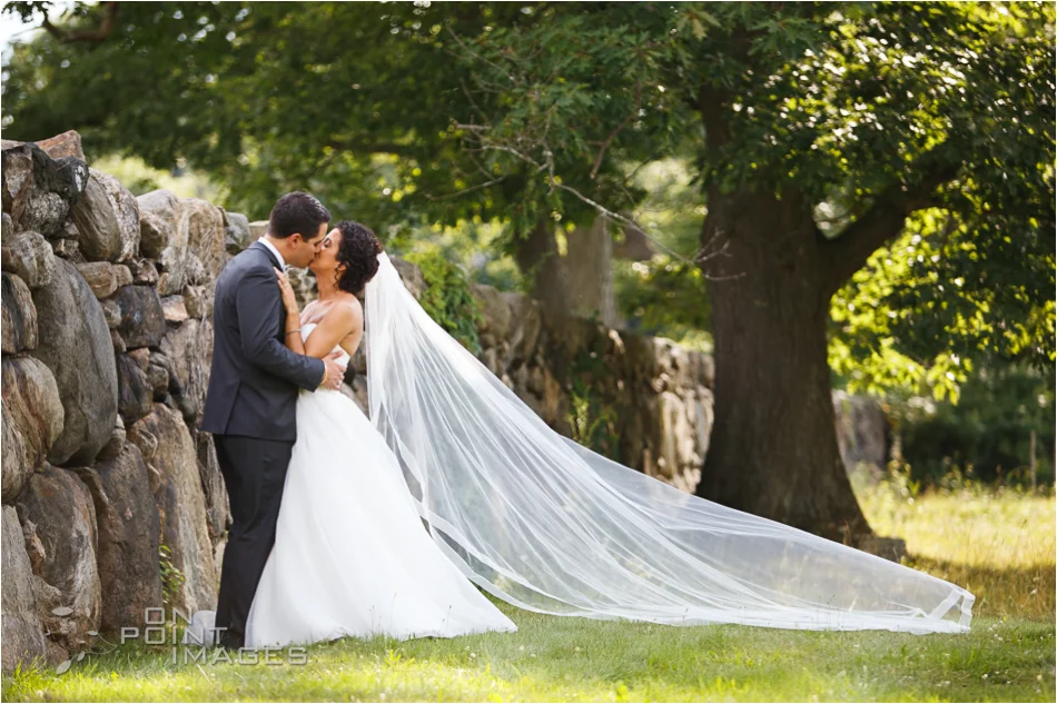 aria-summer-wedding-photographers-ct-31.jpg